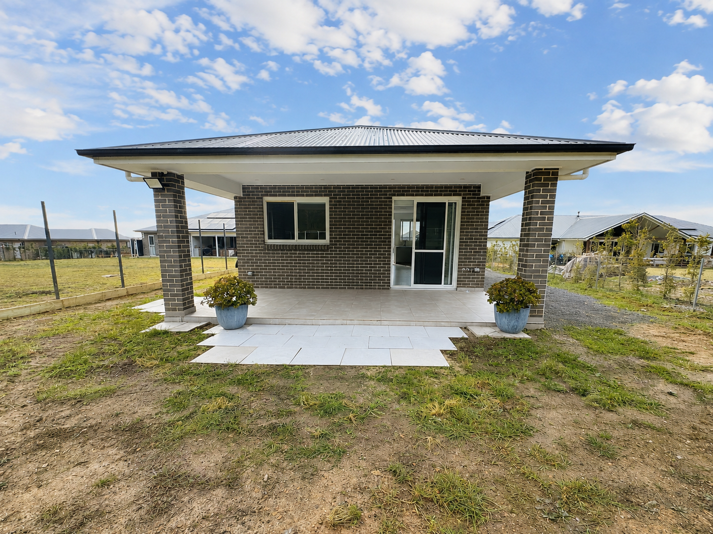 Modern Two-Bedroom Detached Granny Flat In The Acres - Book By Appointment — photo 8 of 9
