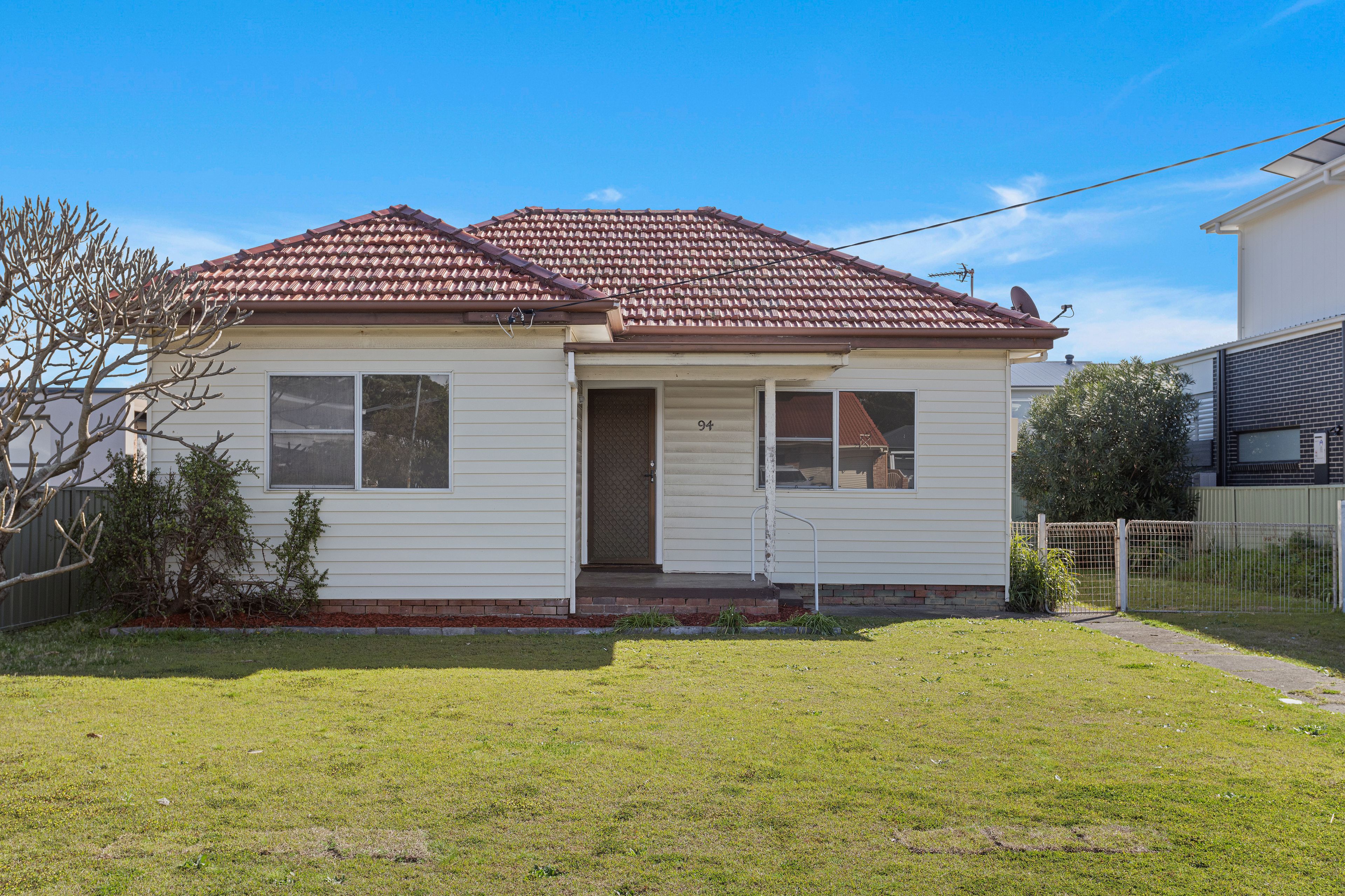 94 Waratah Street, Windang, NSW 2528
