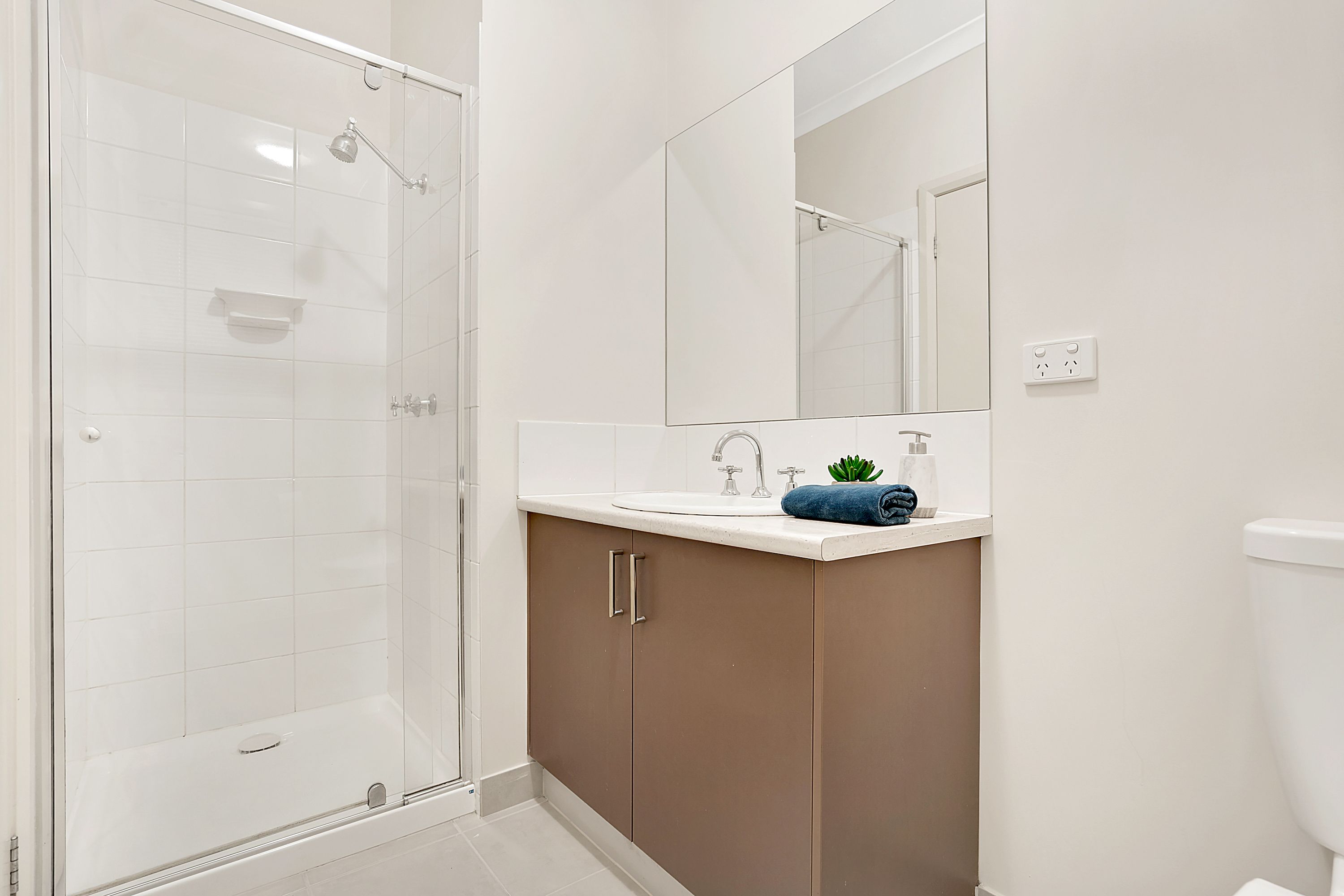 8 Hollows Court — photo 11 of 19