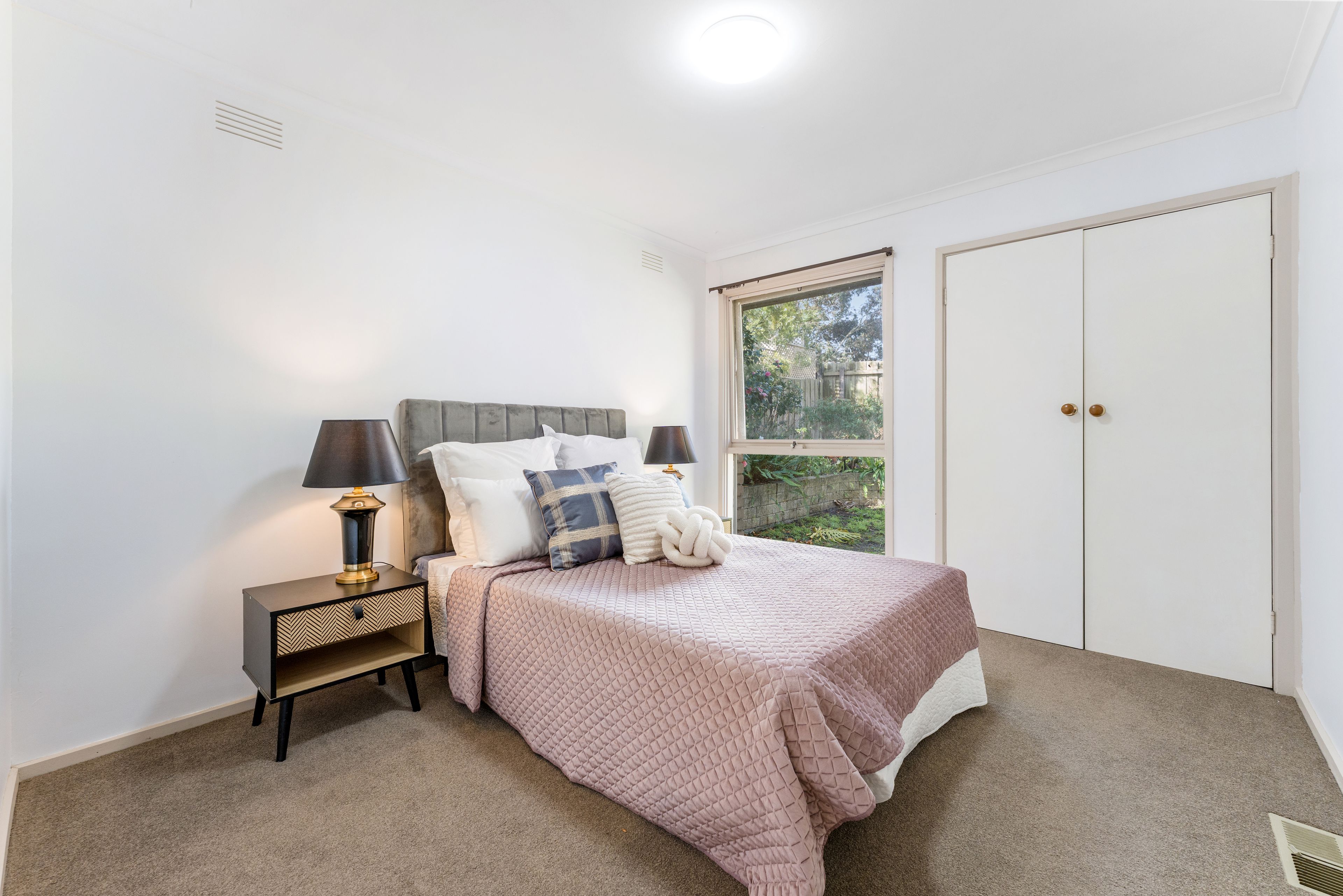 13 Regal Court — photo 11 of 22