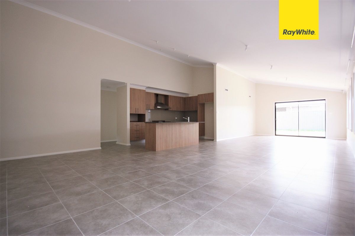 26 Austen Boulevard, Spring Farm, NSW 2570