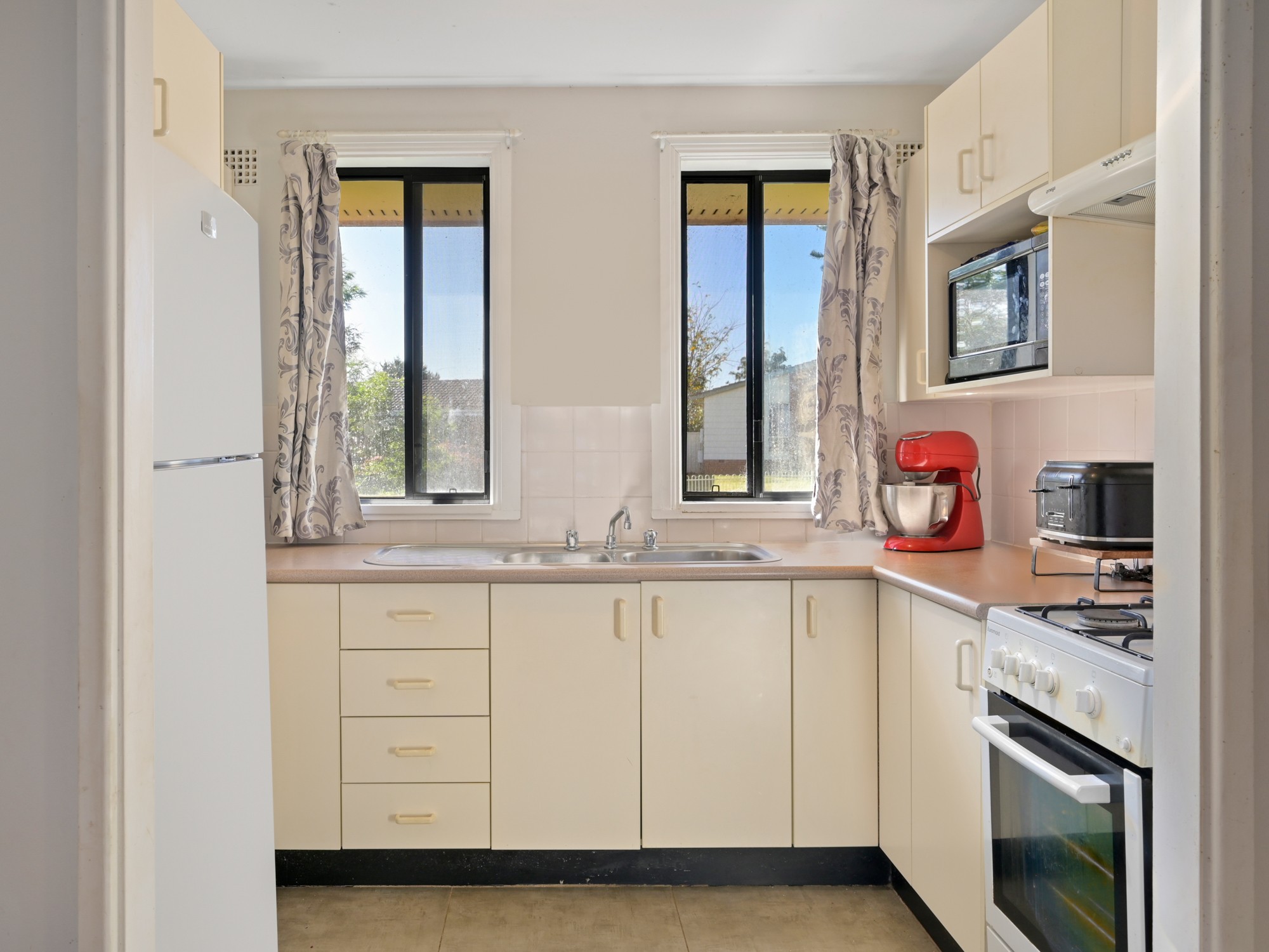 285 Riverside Drive, Airds, NSW 2560