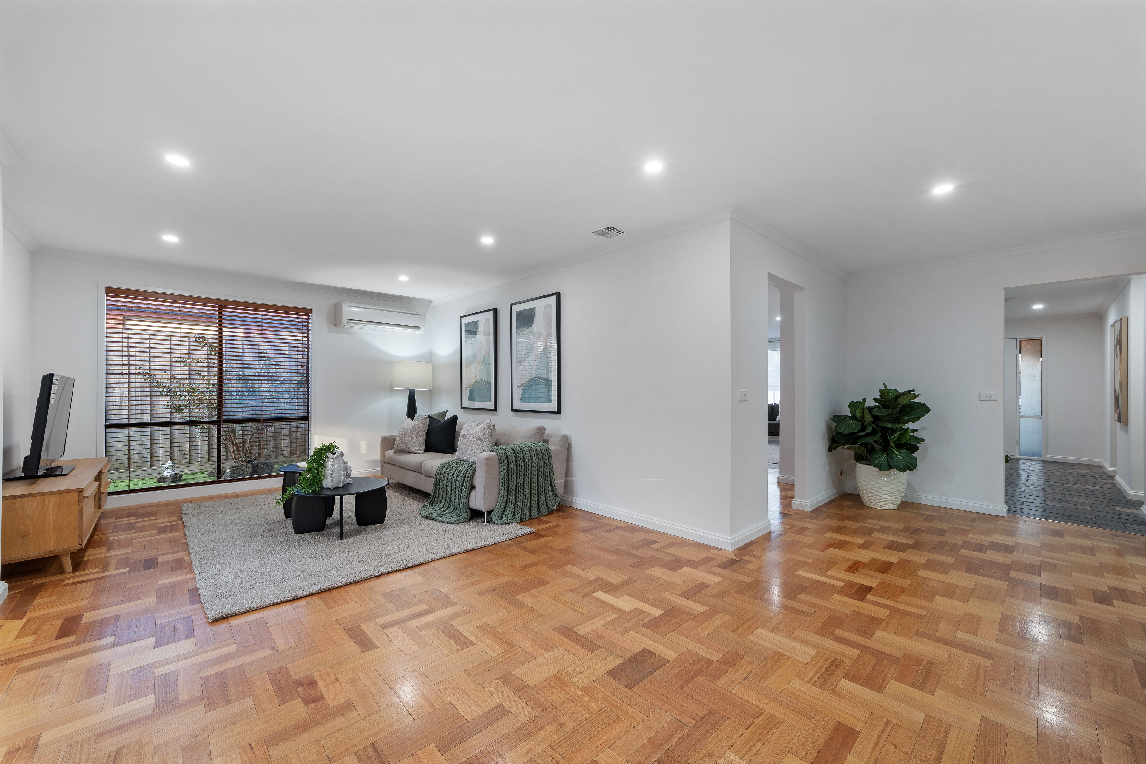 17 Lord Rodney Drive — photo 13 of 24