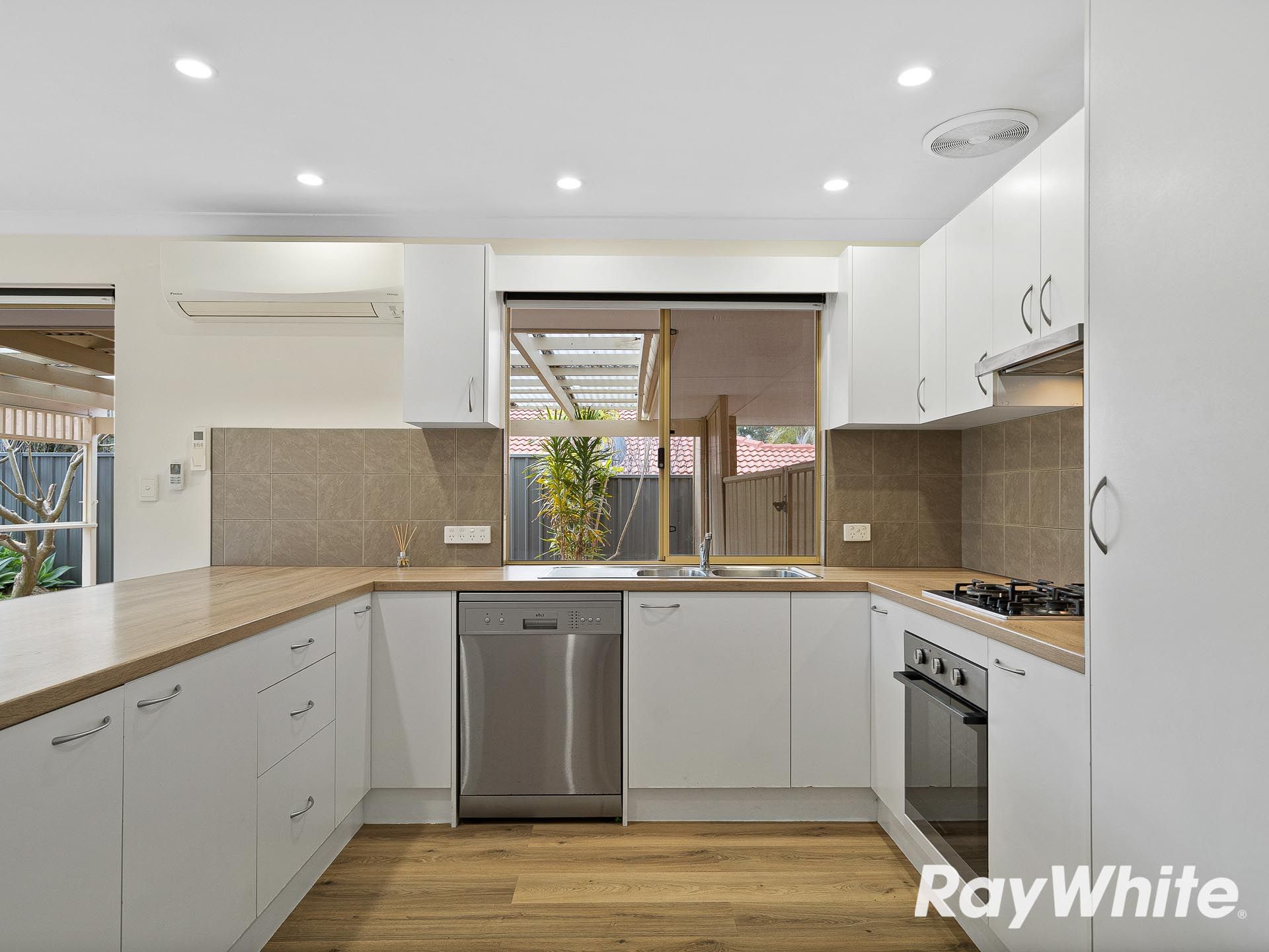 78 Nottingham Parkway — photo 3 of 14