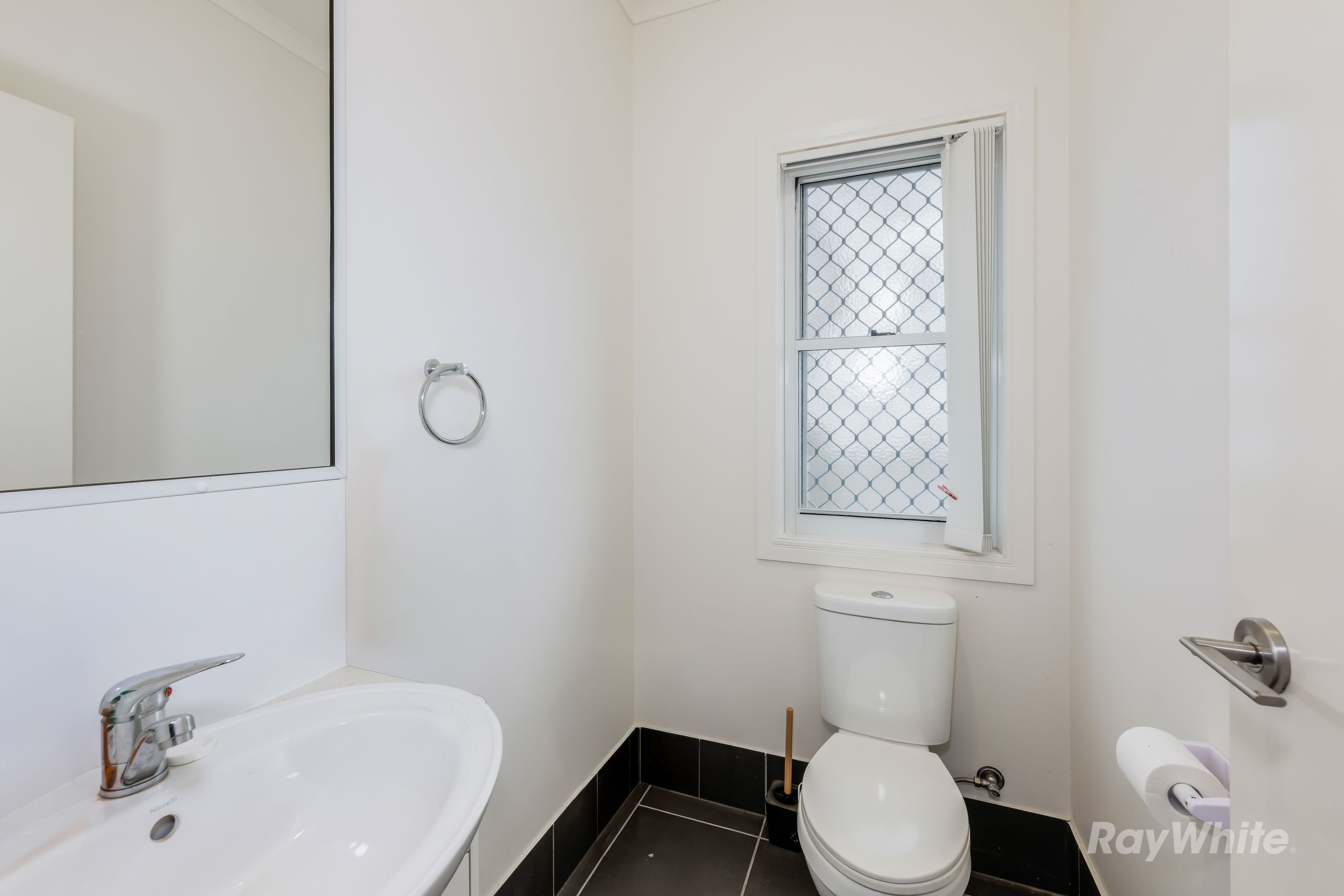 34 Mason Street — photo 10 of 30