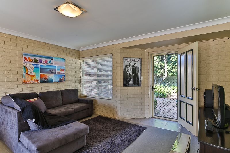 Unit 3/240 Spring Street, Kearneys Spring, QLD 4350