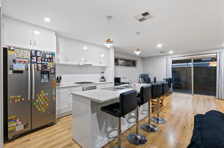 21 Costa Street — photo 5 of 18