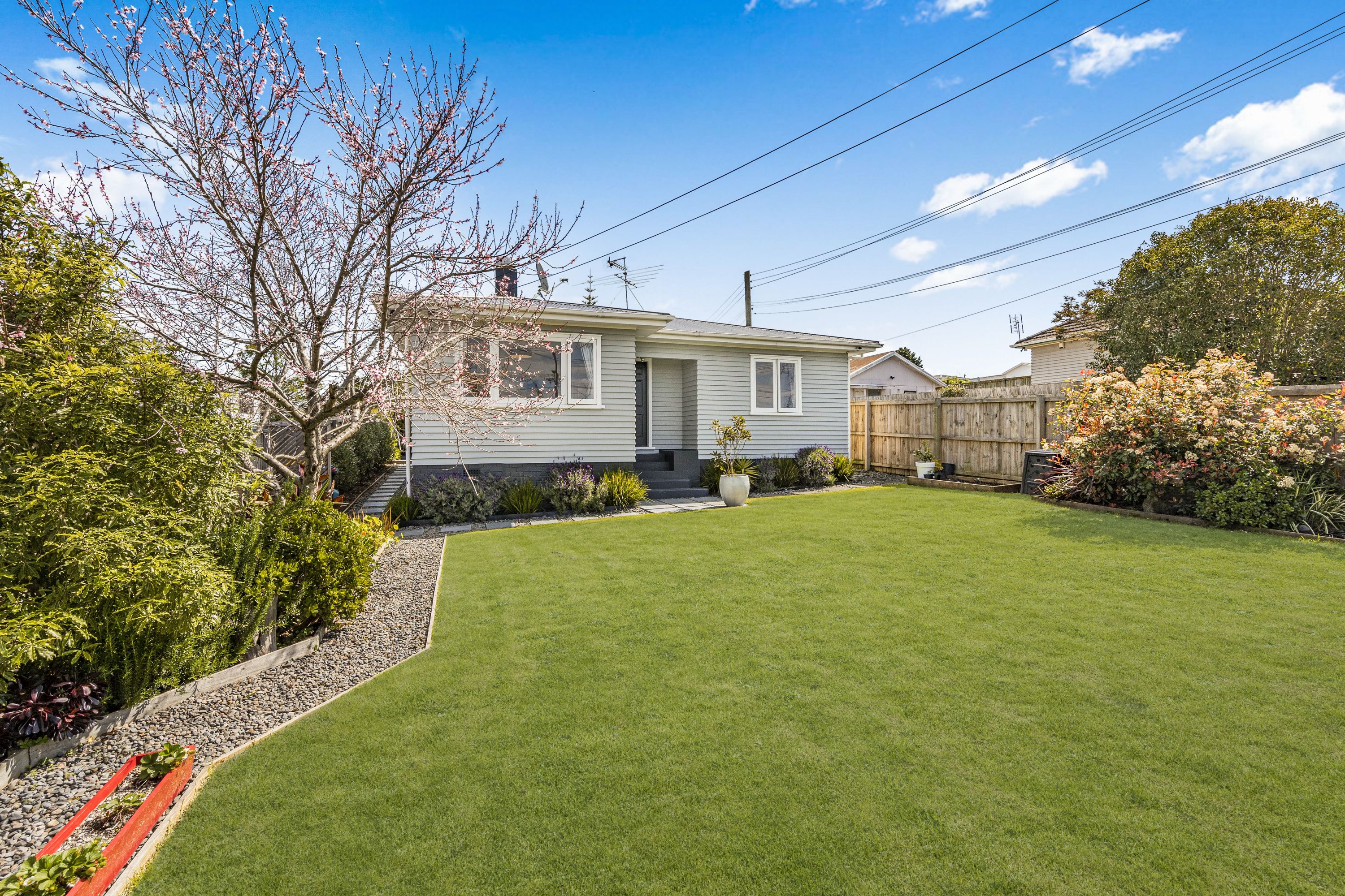 1/8 Christmas Road, Manurewa, Manukau City