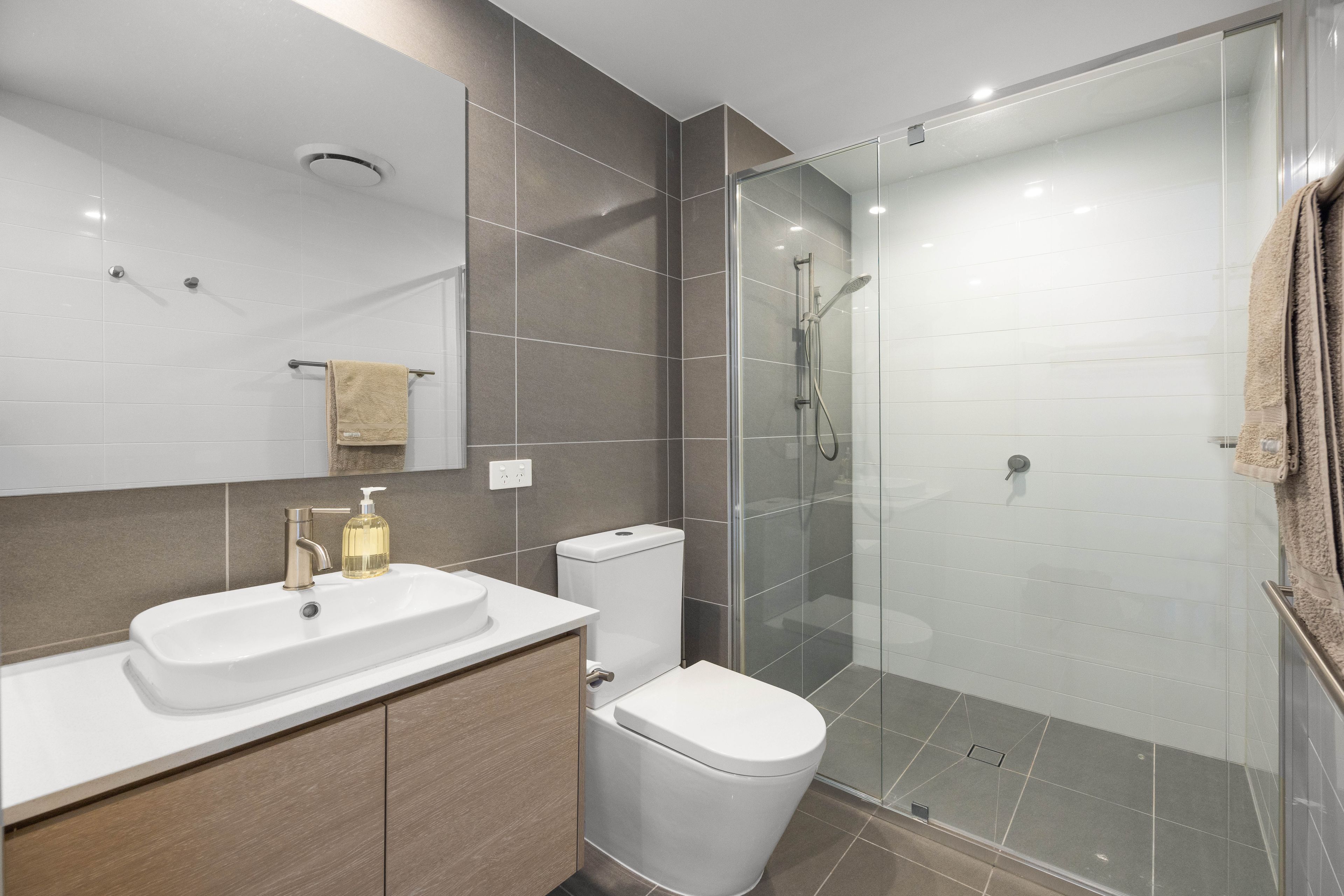 Unit 603/31 Maltman Street South — photo 16 of 23