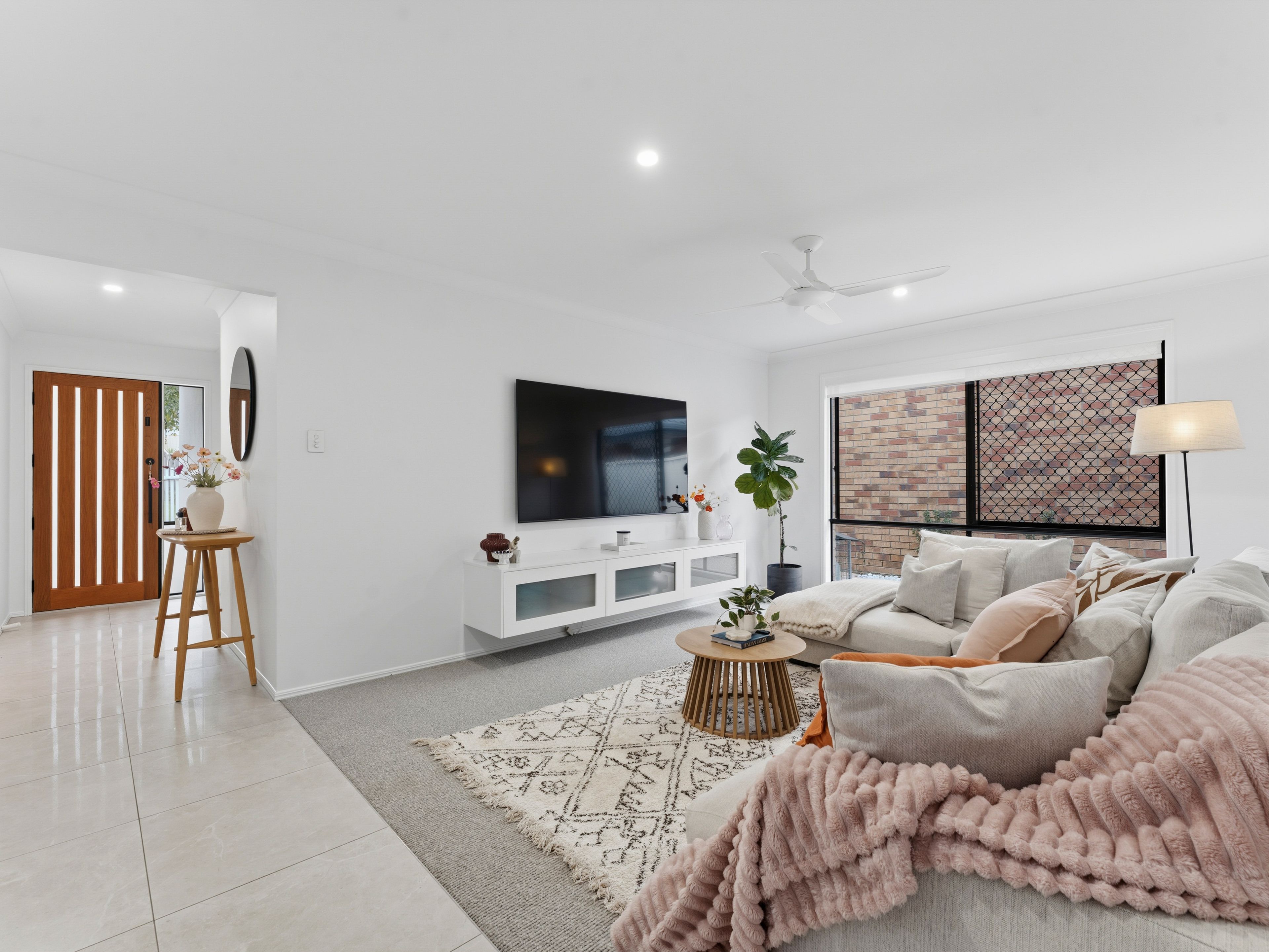 31 Aberdeen Crescent — photo 3 of 28