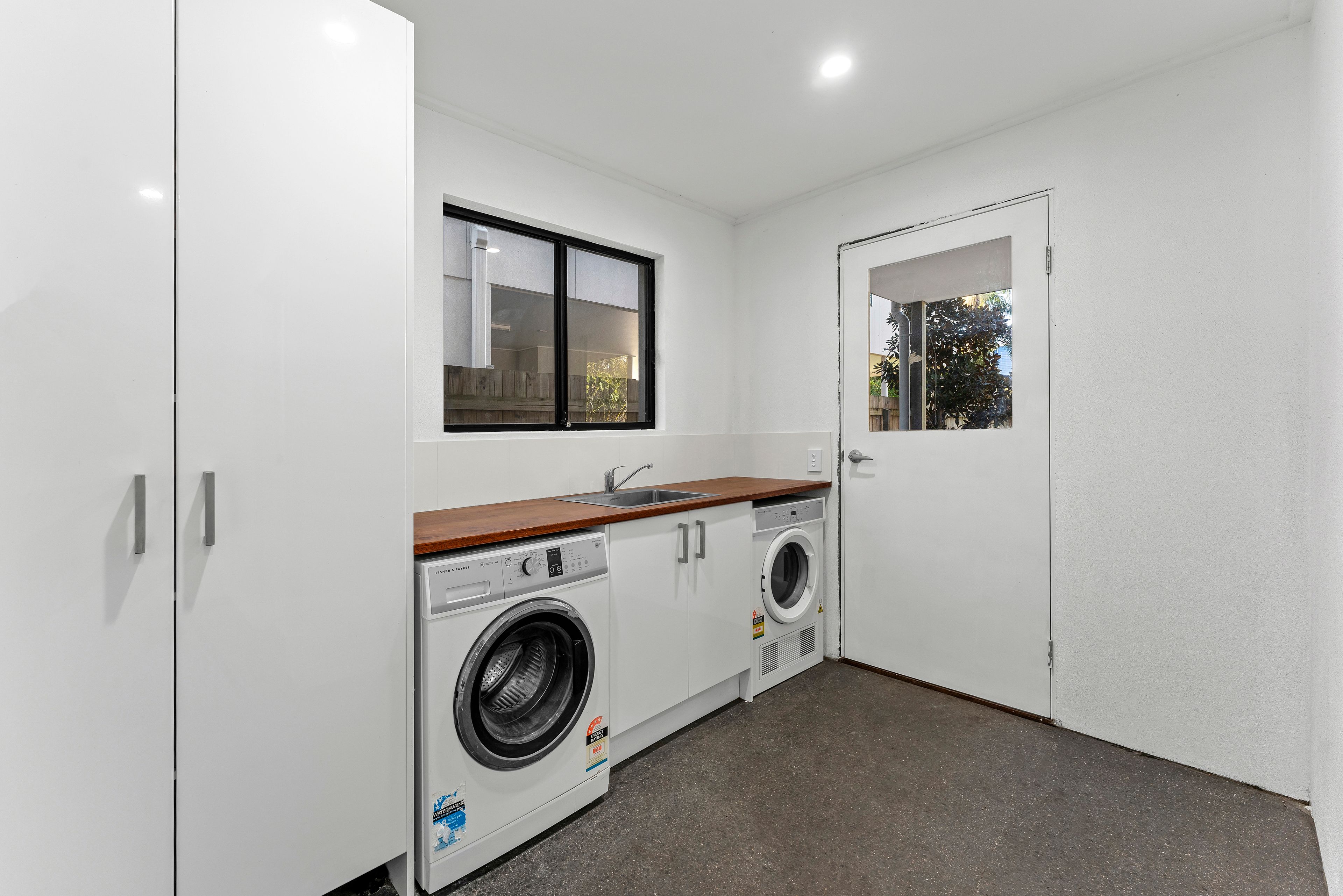 58 Vivian Street — photo 20 of 22