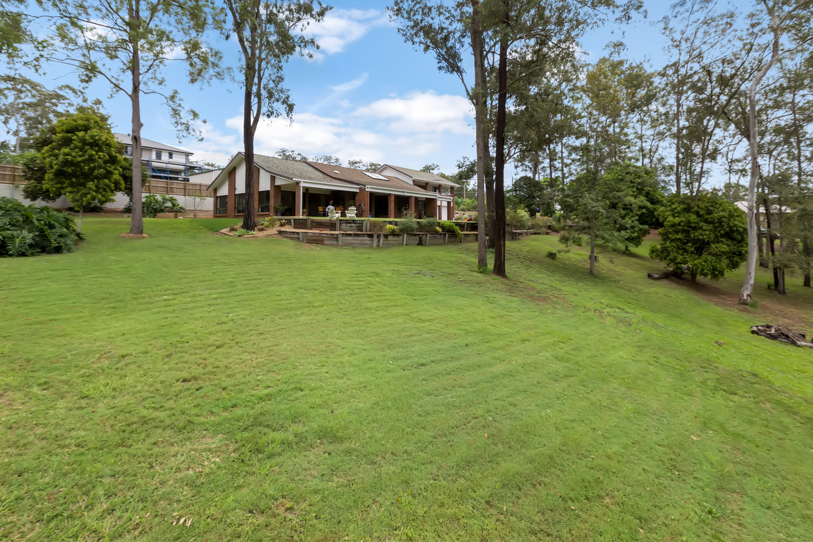 4 Hilton Drive, Camira, QLD 4300