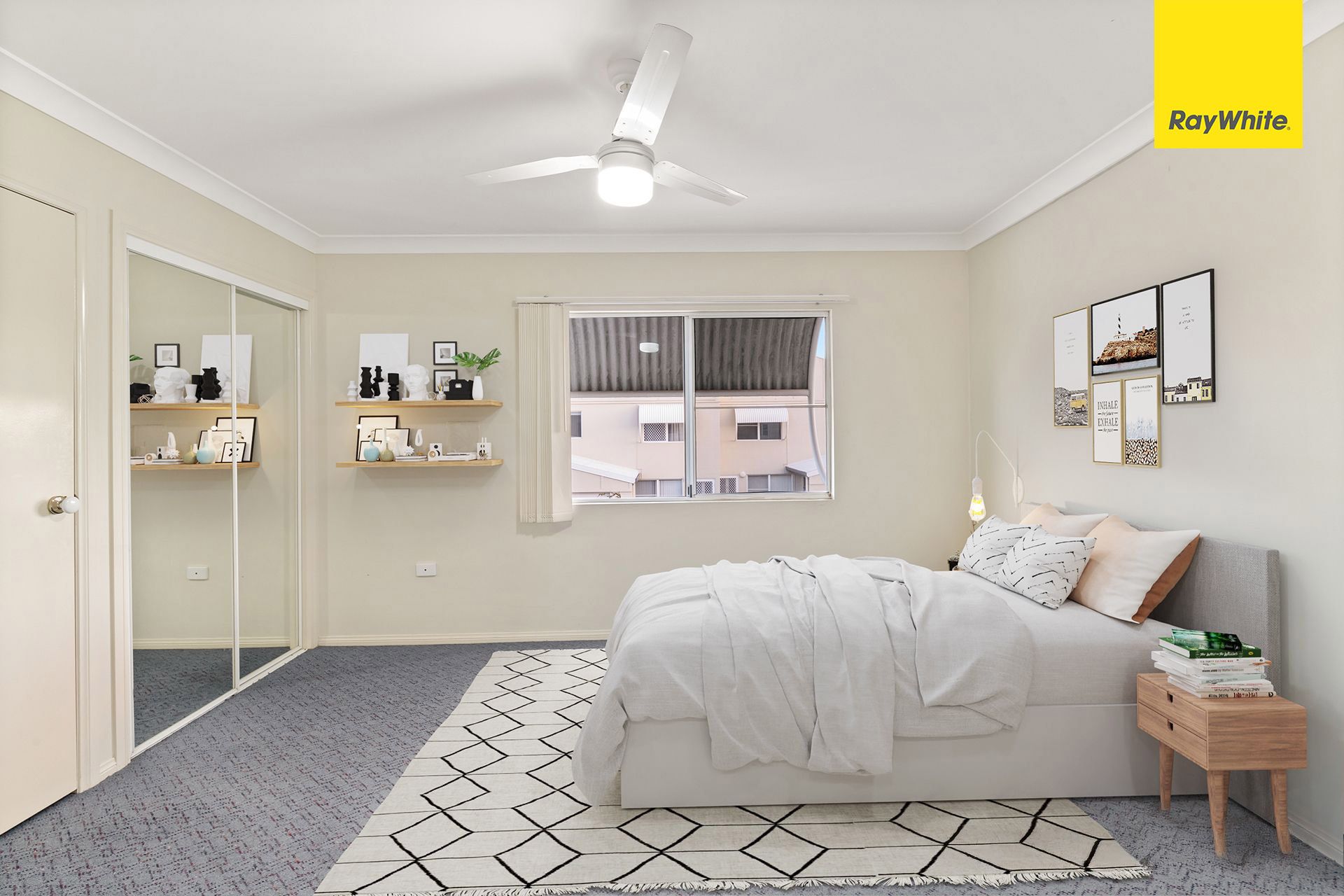 42/11 Allora Street — photo 3 of 11