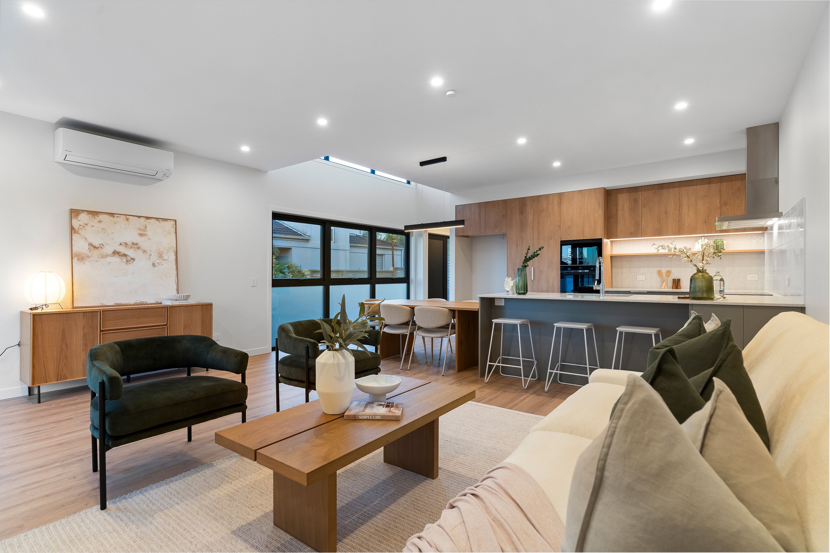 394 East Coast Road, Sunnynook, North Shore City