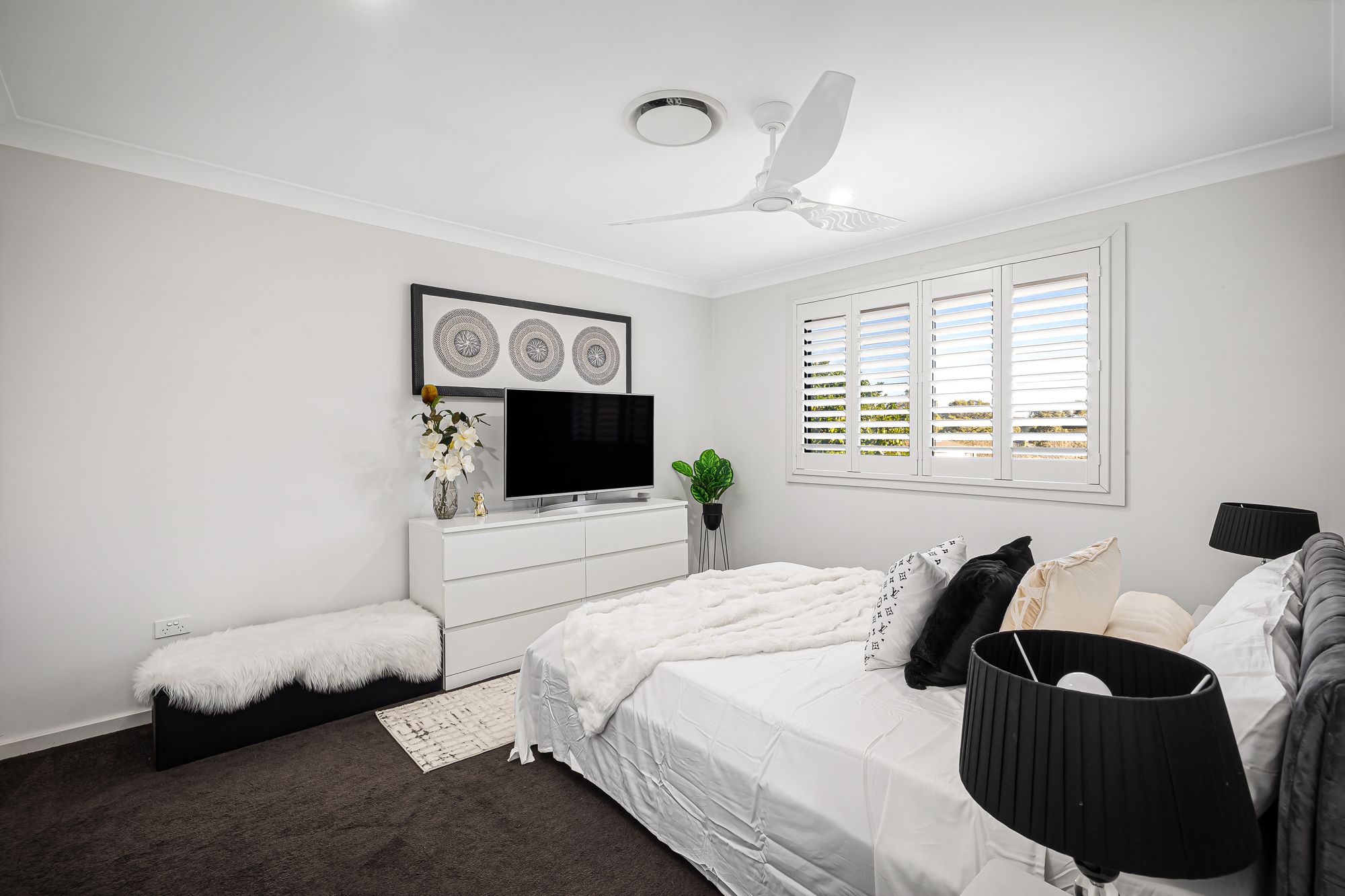 52 Palace Street — photo 8 of 14