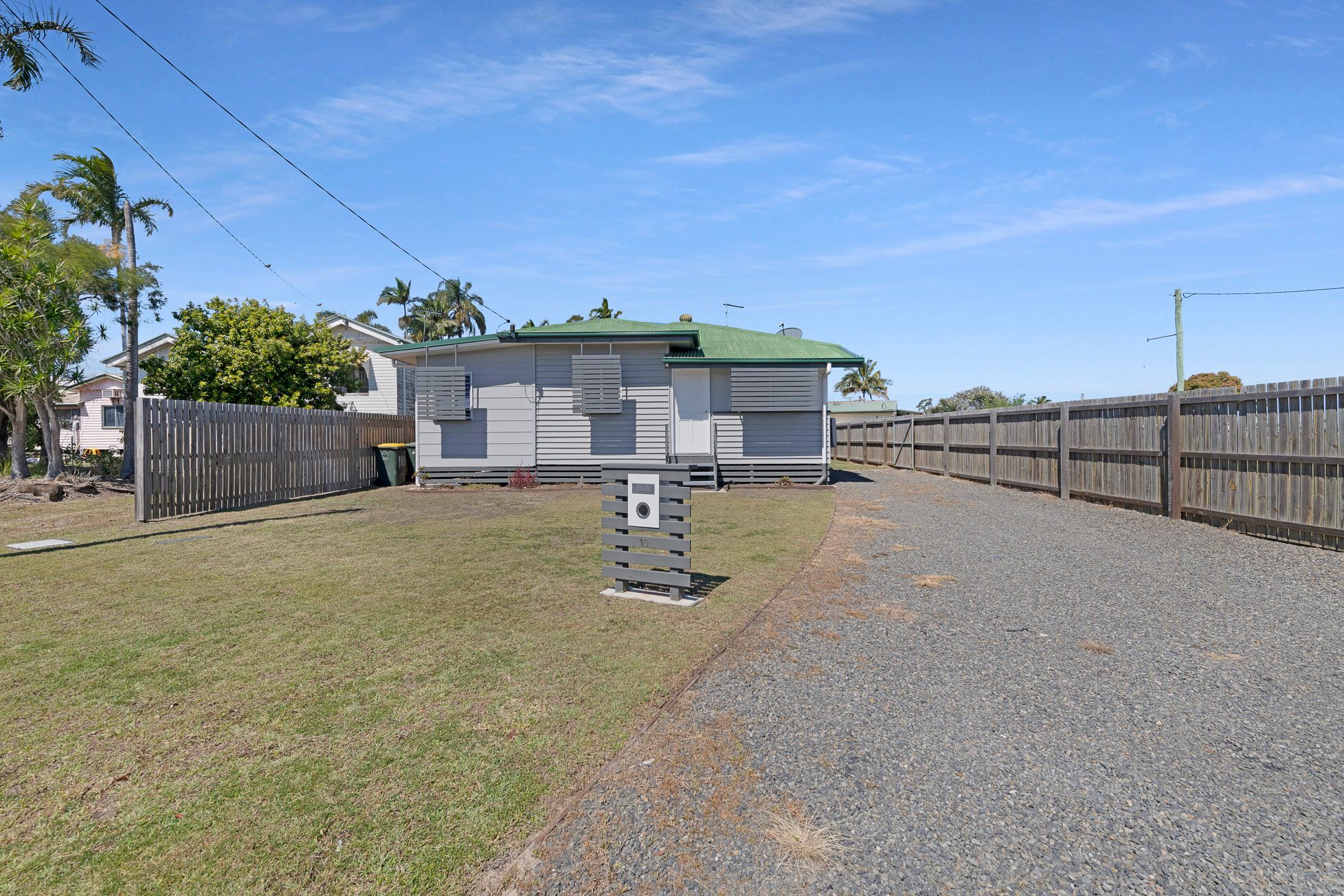 10 Brand Street, Walkervale, QLD 4670