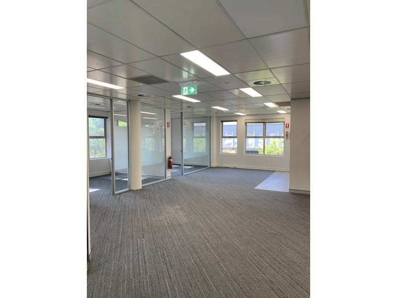 Level 1, Suites 3-7/36-38 Thesiger Court, Deakin, ACT 2600
