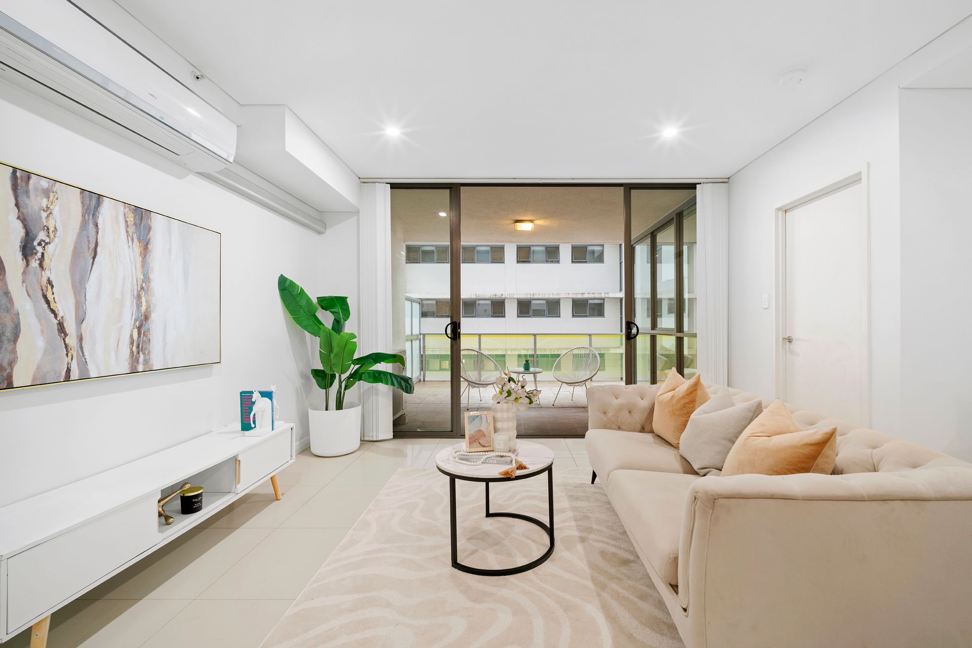 A219/208-210 Coward Street — photo 3 of 19