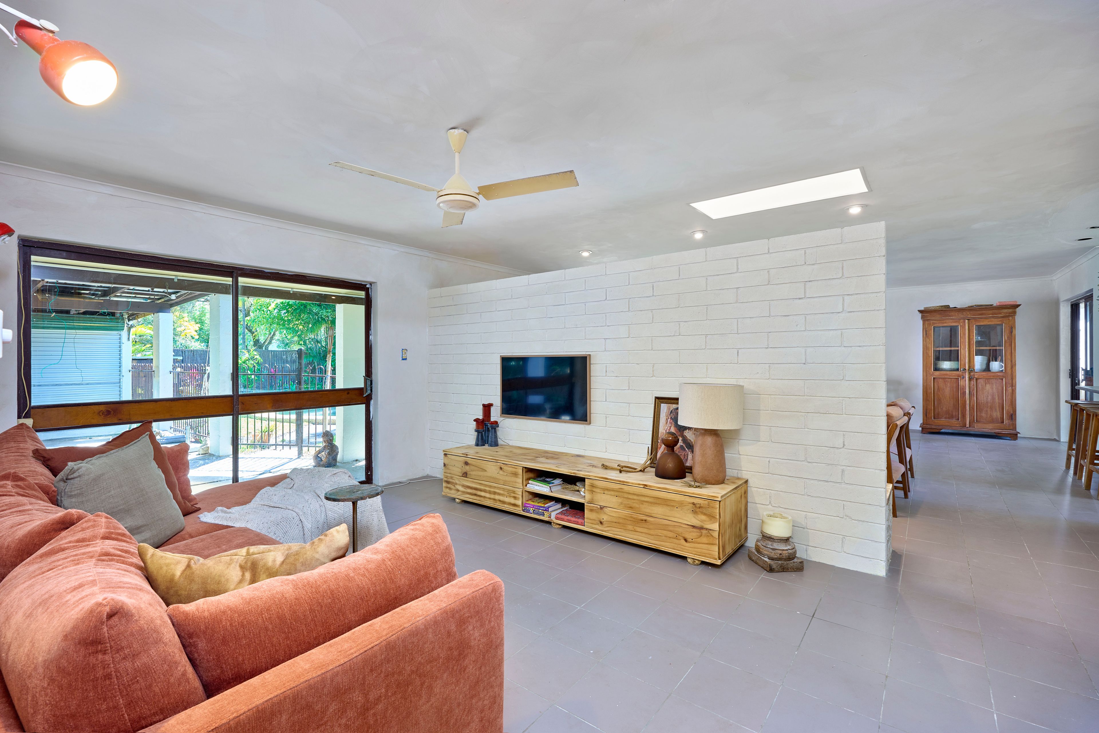 11 Cassia Street — photo 5 of 15
