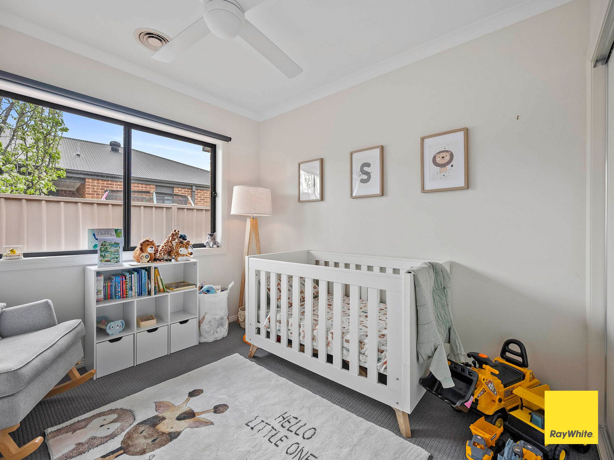 6 Randall Way — photo 9 of 17