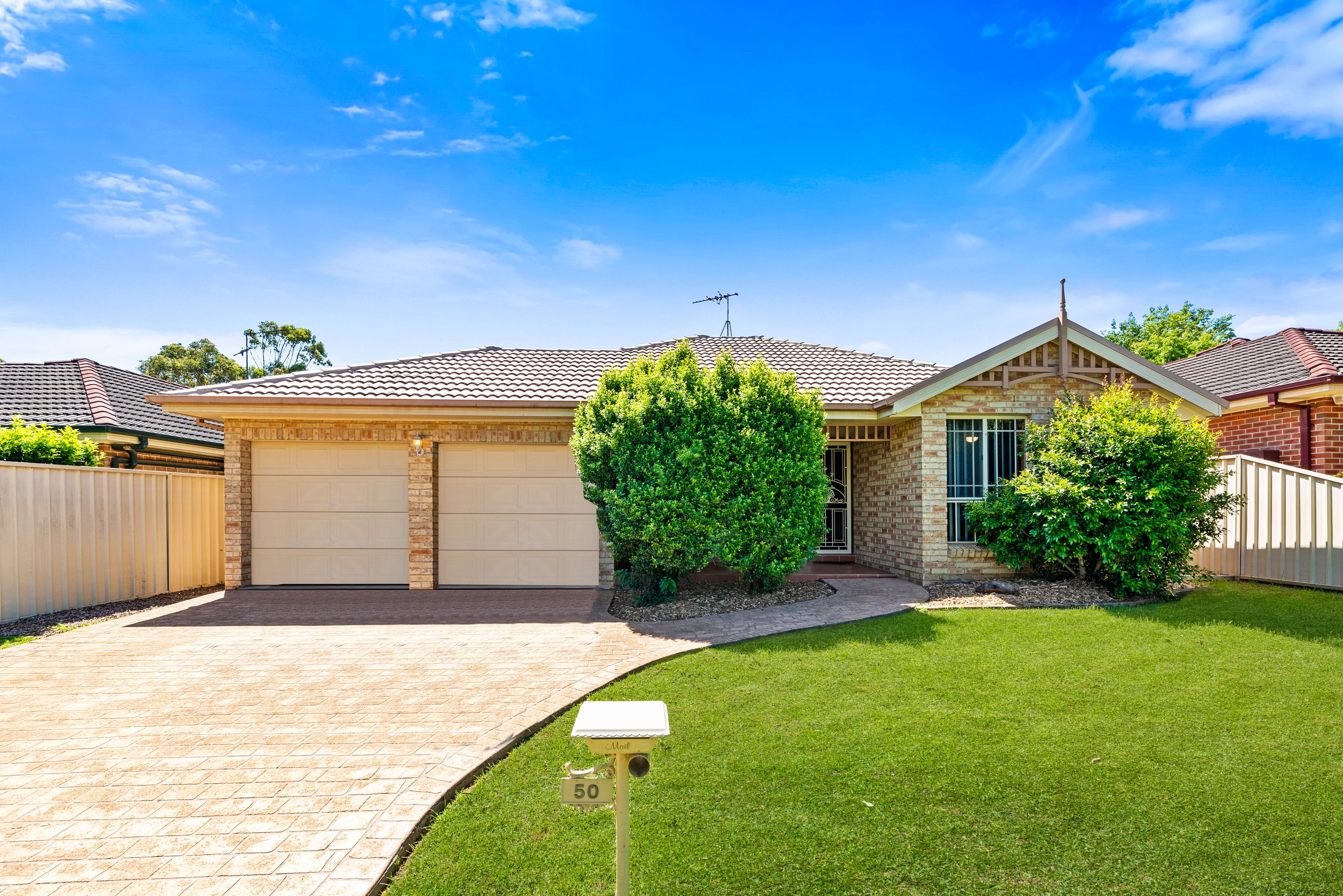 50 William Mannix Avenue, Currans Hill, NSW 2567 Sold House Ray