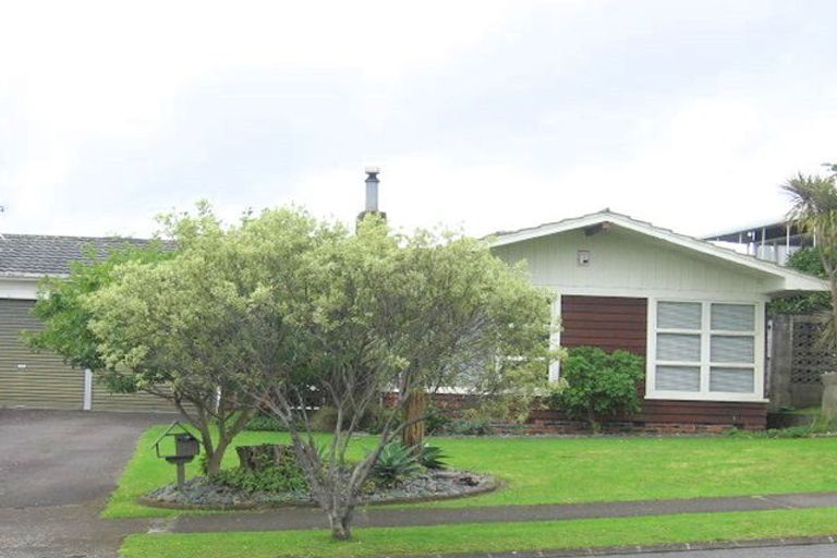 57 The Boulevard, Sunnyhills, Manukau City