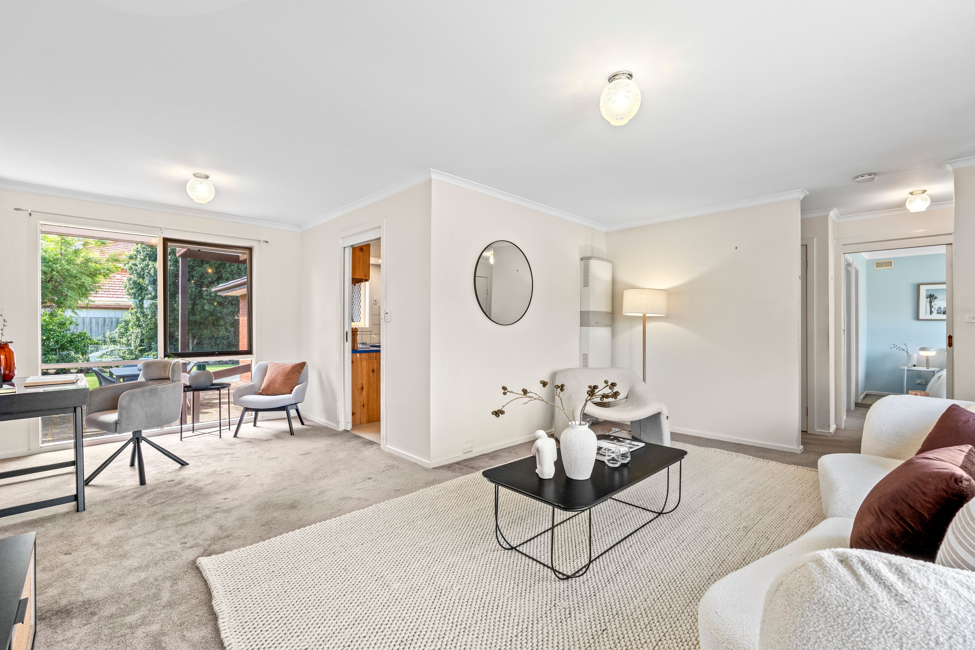 12 Penrith Crescent — photo 4 of 16