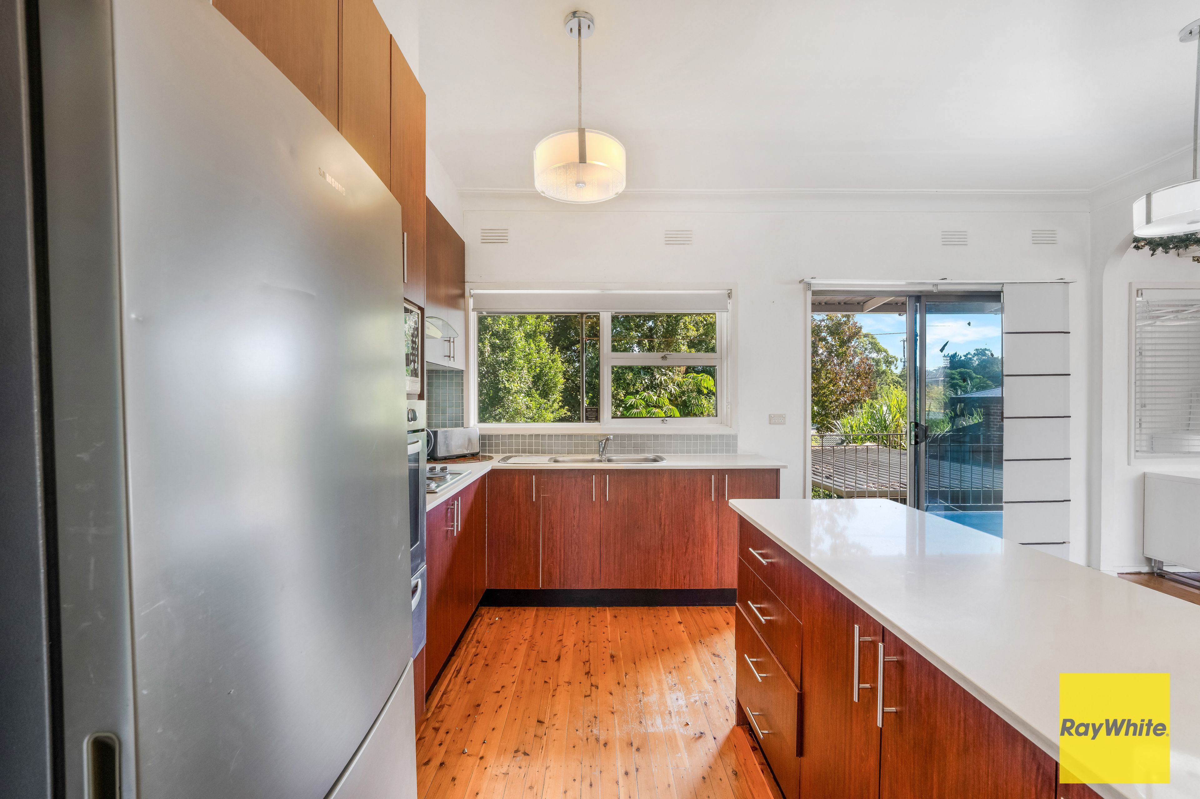 29 Smiths Avenue — photo 8 of 27