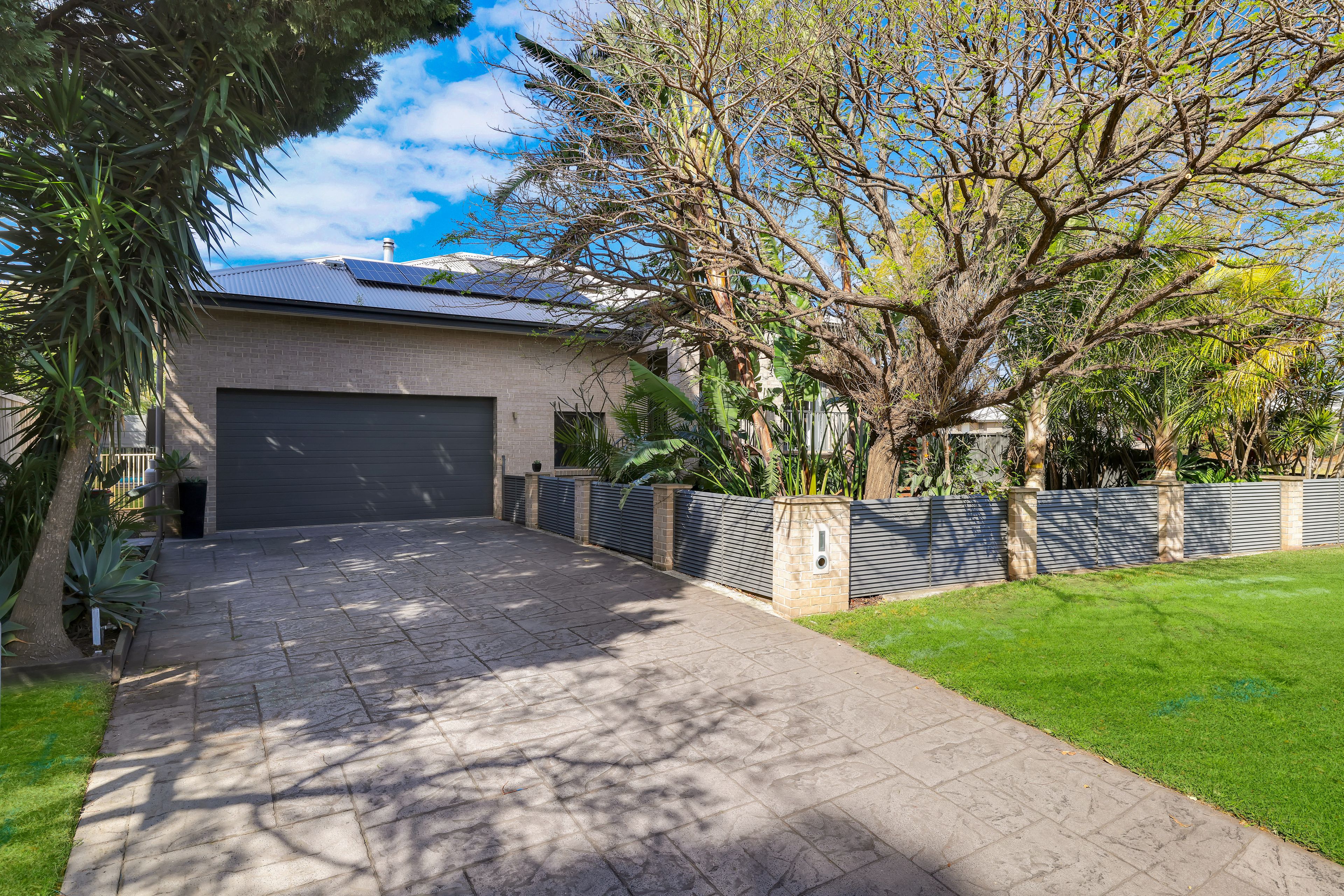 7 Hawthorn Avenue — photo 19 of 25