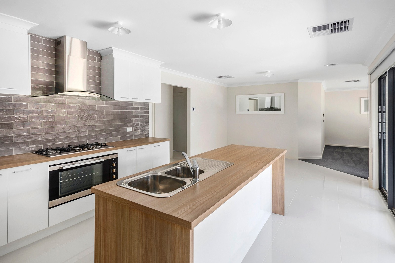 7 Armstrong Court, Kyneton, VIC 3444