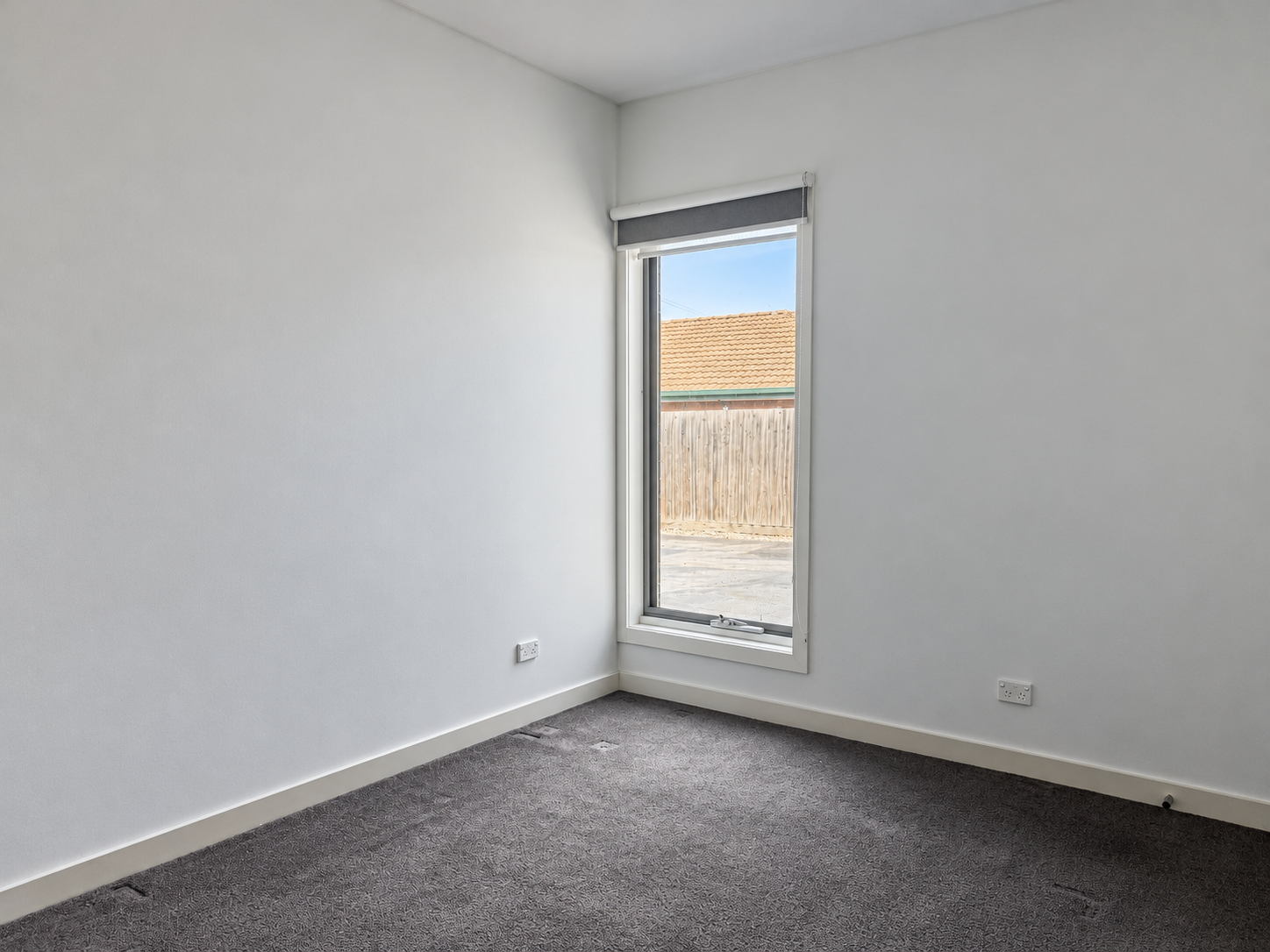 2/104 Daley Street — photo 14 of 16