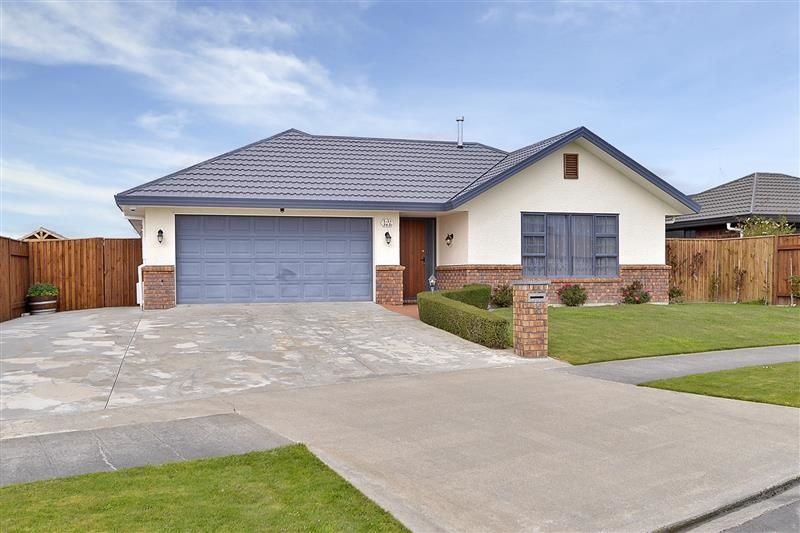 54 Branigan Parade, Kelvin Grove, Palmerston North City 4414 House