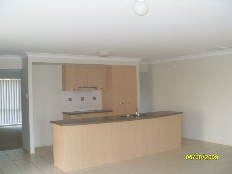 23 Muscari Crescent, Drewvale, QLD 4116