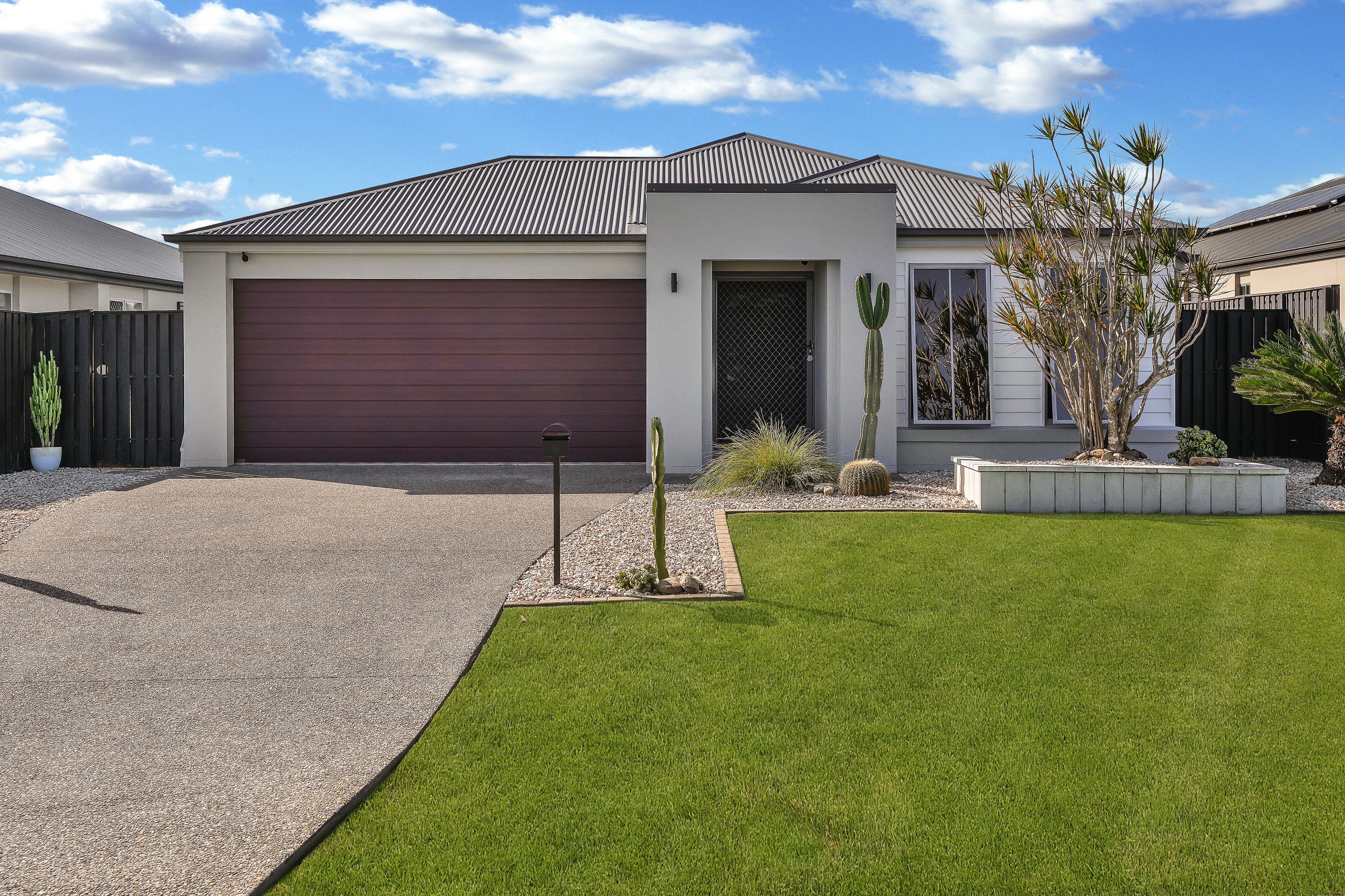 6 Dubuji Lane, Coomera, QLD 4209