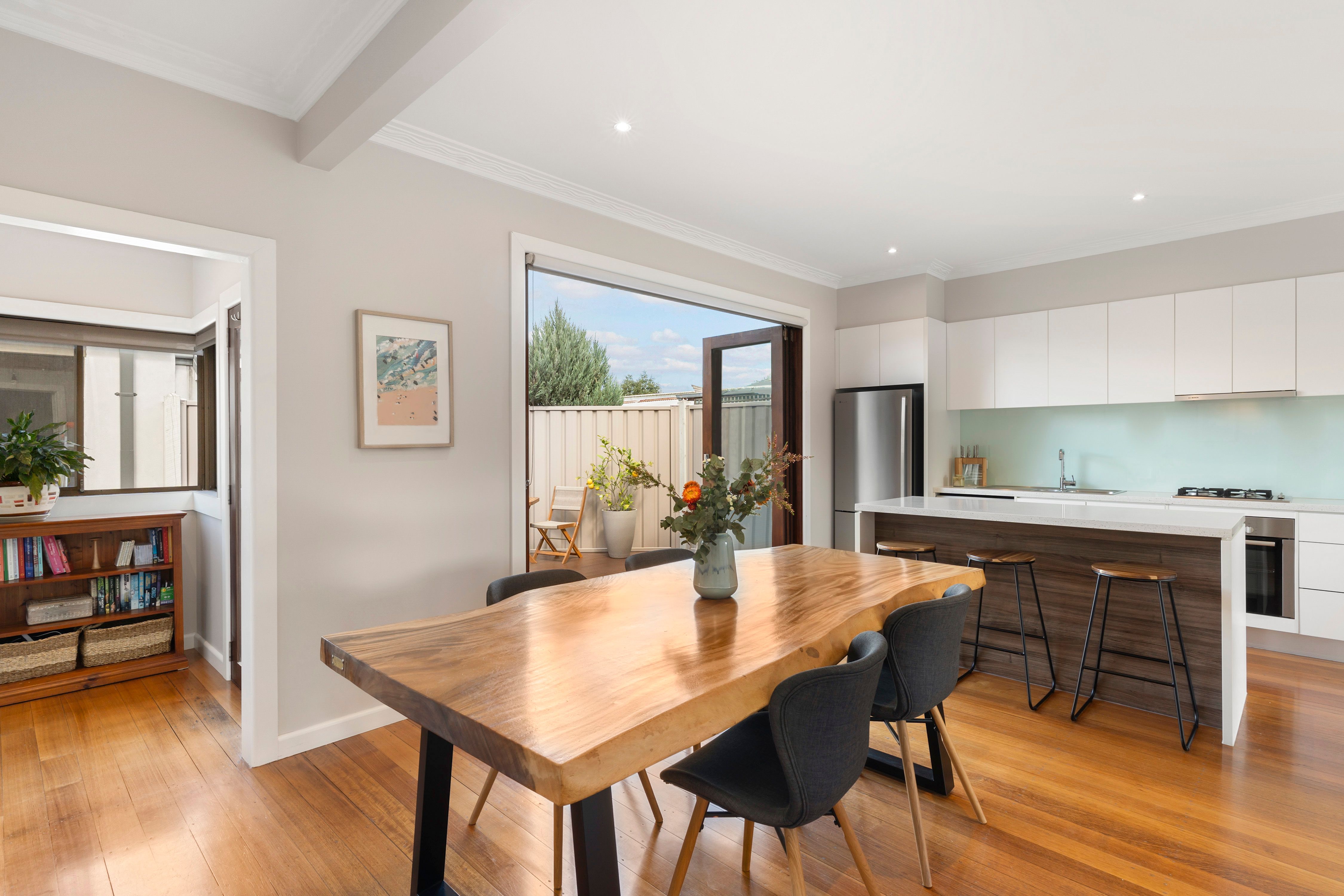 1/8 Langley Street — photo 6 of 12