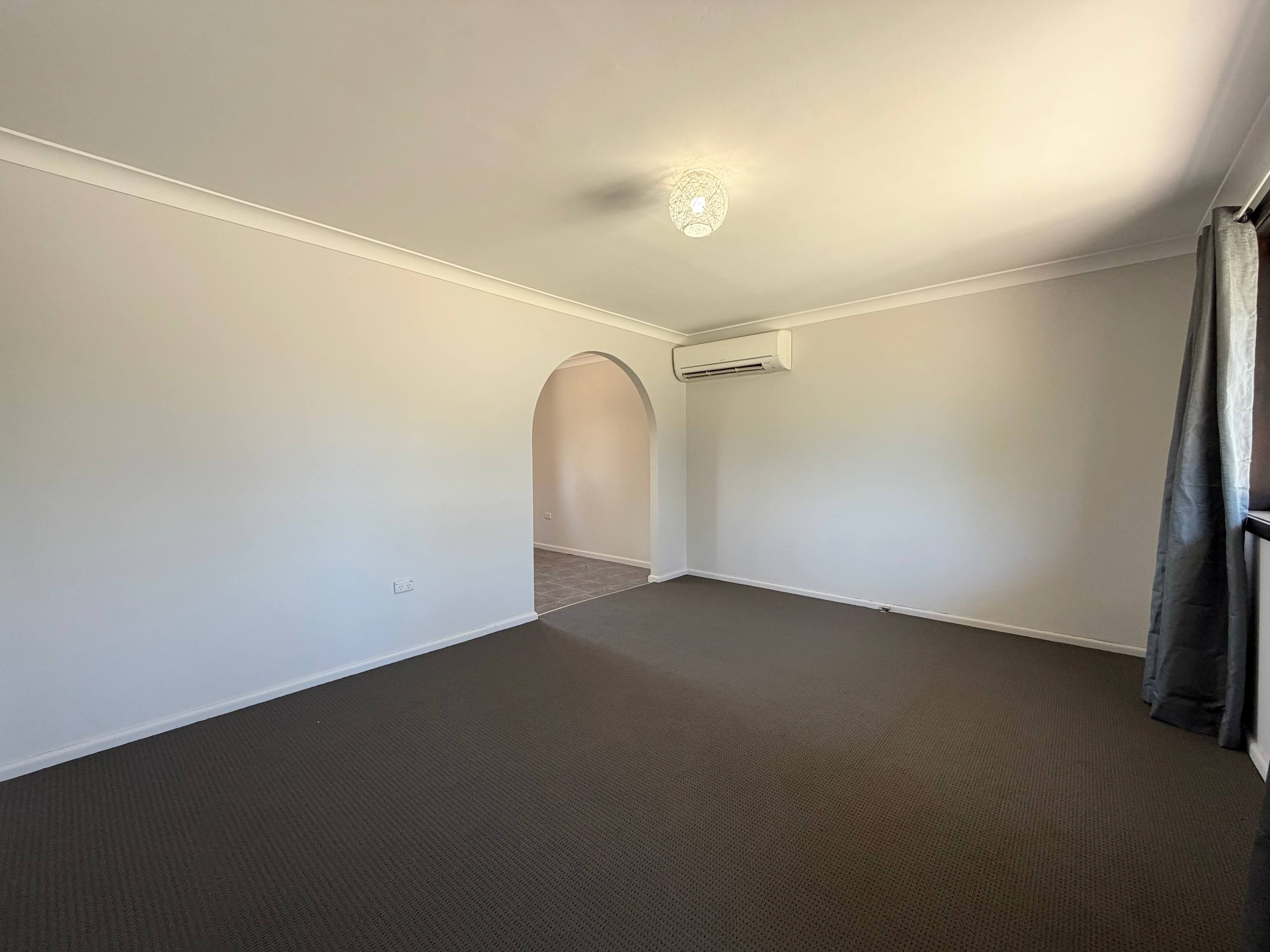 20 Callaghan Street, Parkes, NSW 2870
