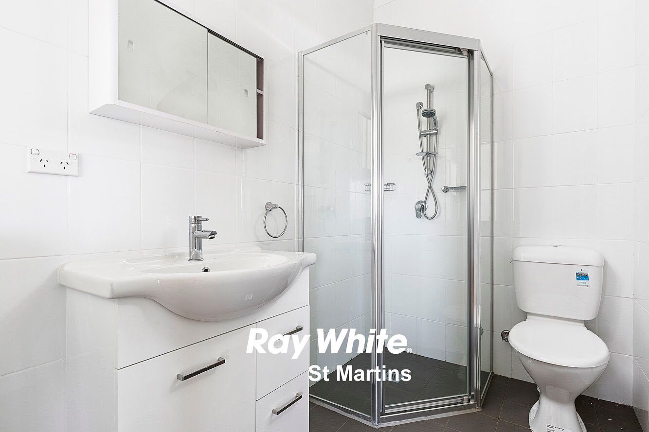 392 Flushcombe Road — photo 6 of 9