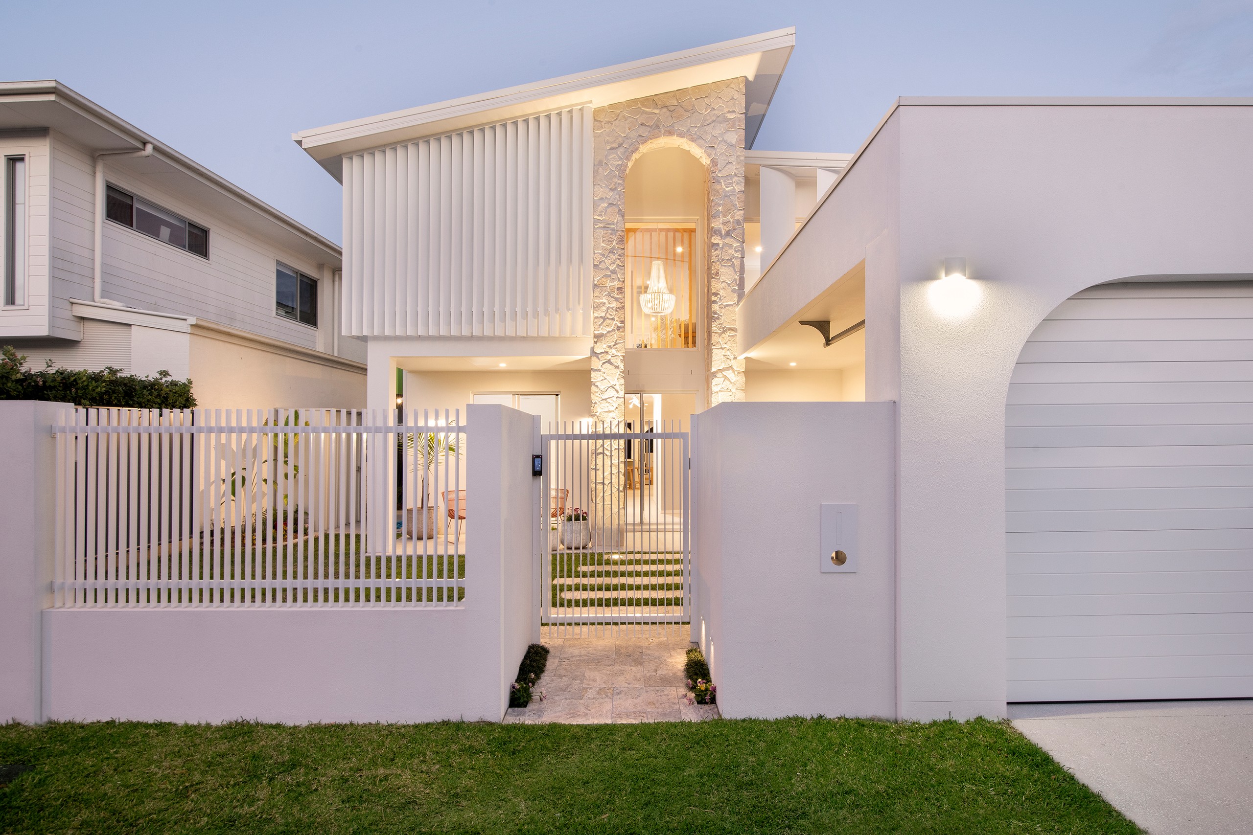 4 Schuster Avenue, Miami, QLD 4220