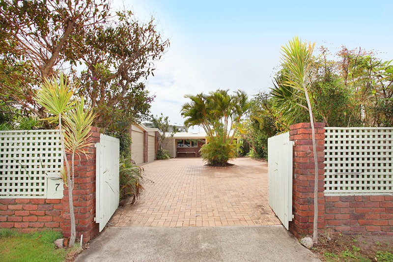 7 Birubi Street, Minyama, QLD 4575