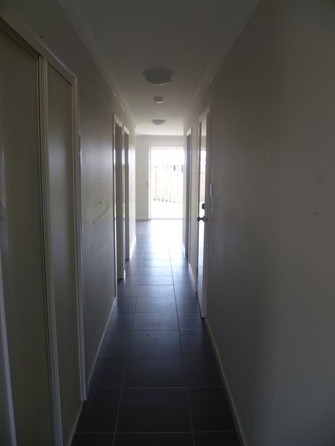 33 Hopman Way, Springfield Lakes, QLD 4300
