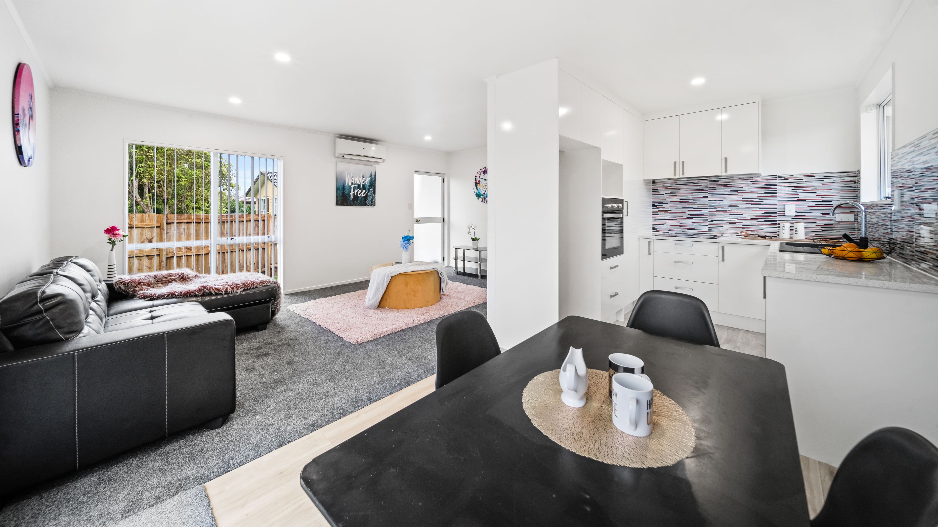 1/3 Sparrow Place, Weymouth, Manukau City