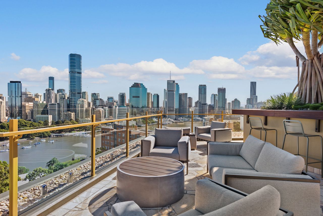 25 Shafston Avenue, Kangaroo Point QLD 4169