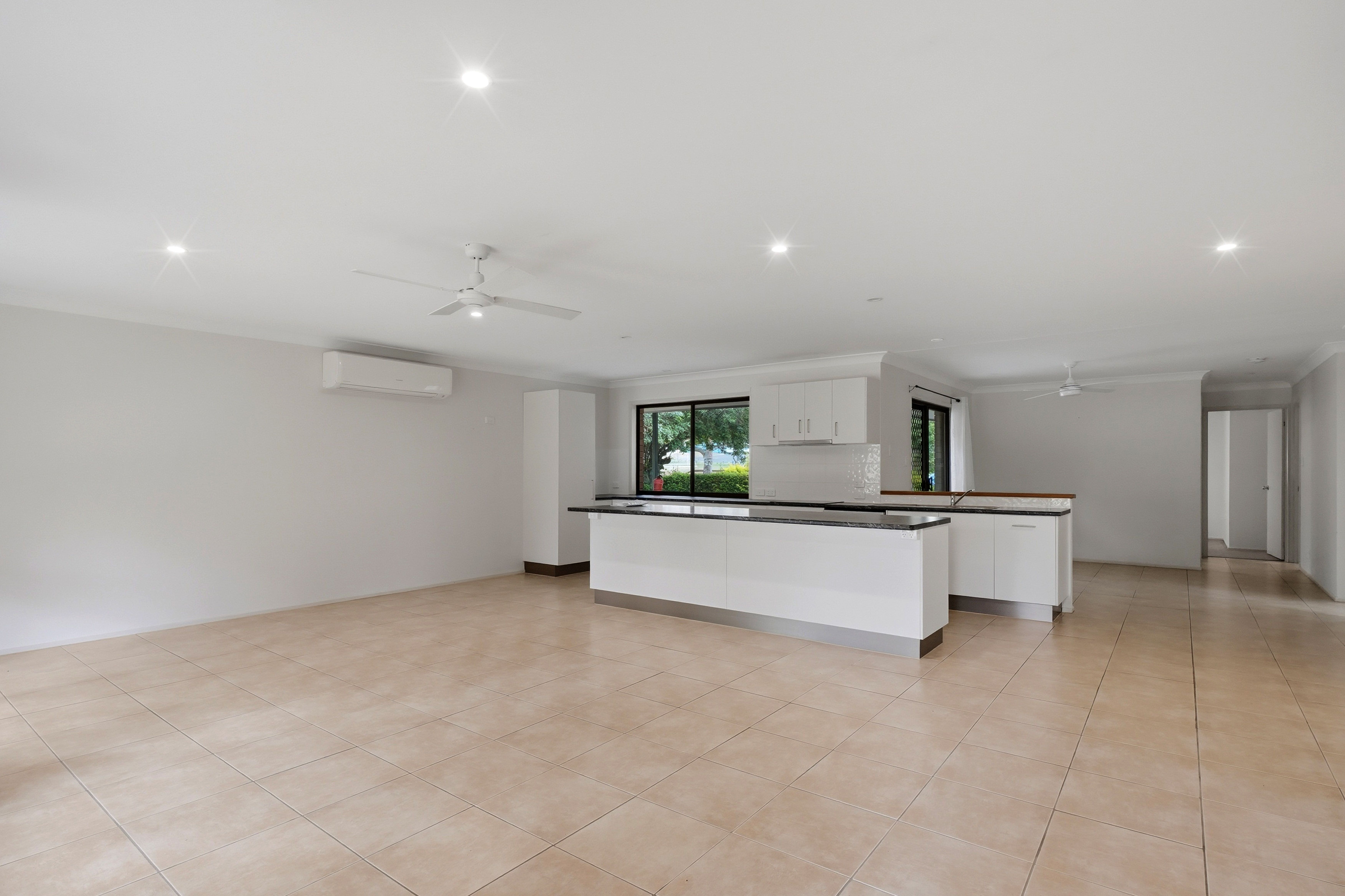 5 Coburg Road — photo 3 of 9