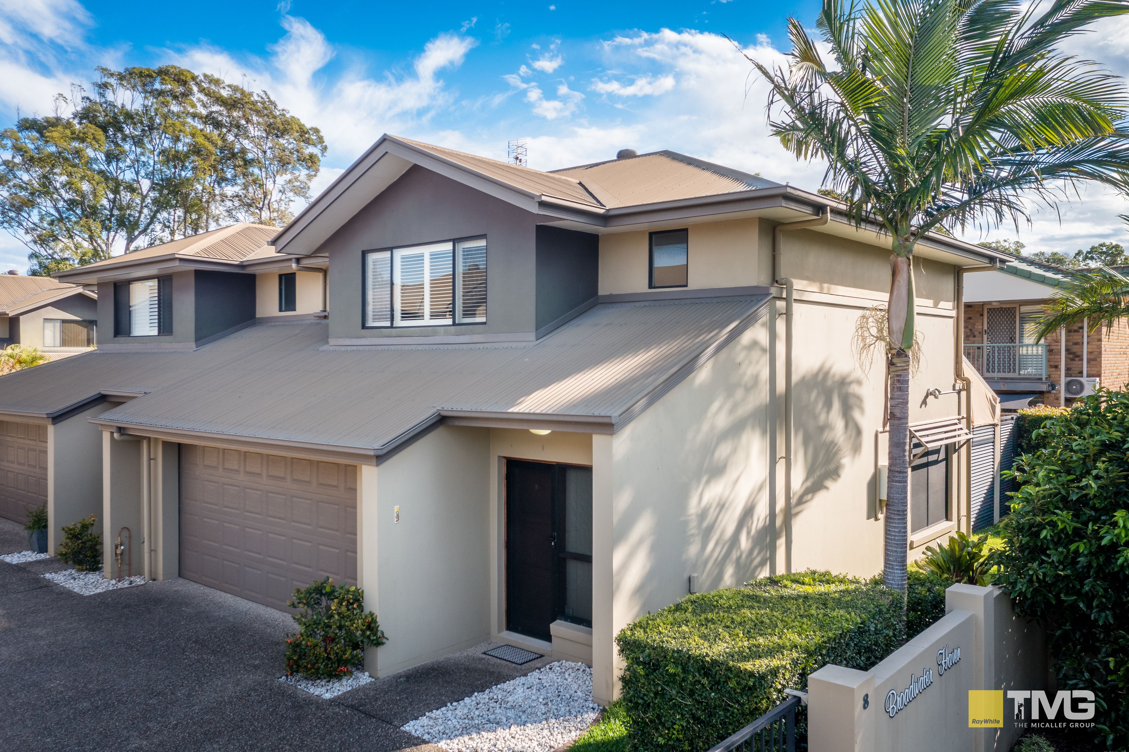 8 Gordon Street, Labrador QLD 4215