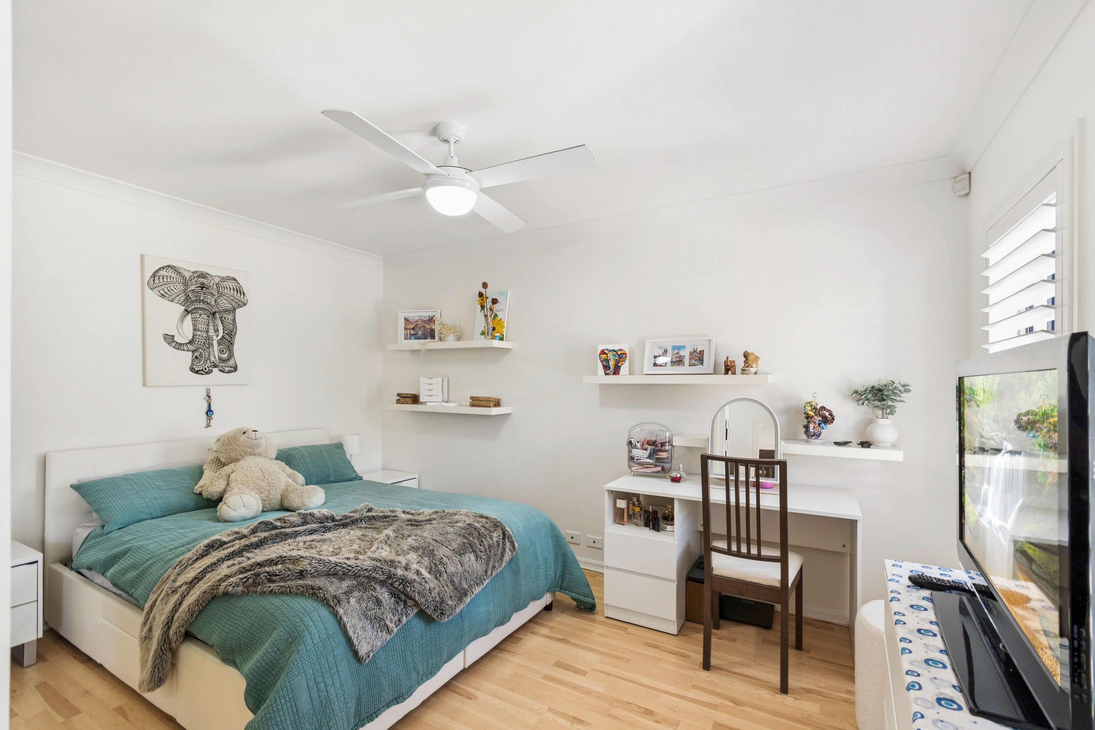 20 Mortlock Drive — photo 11 of 15