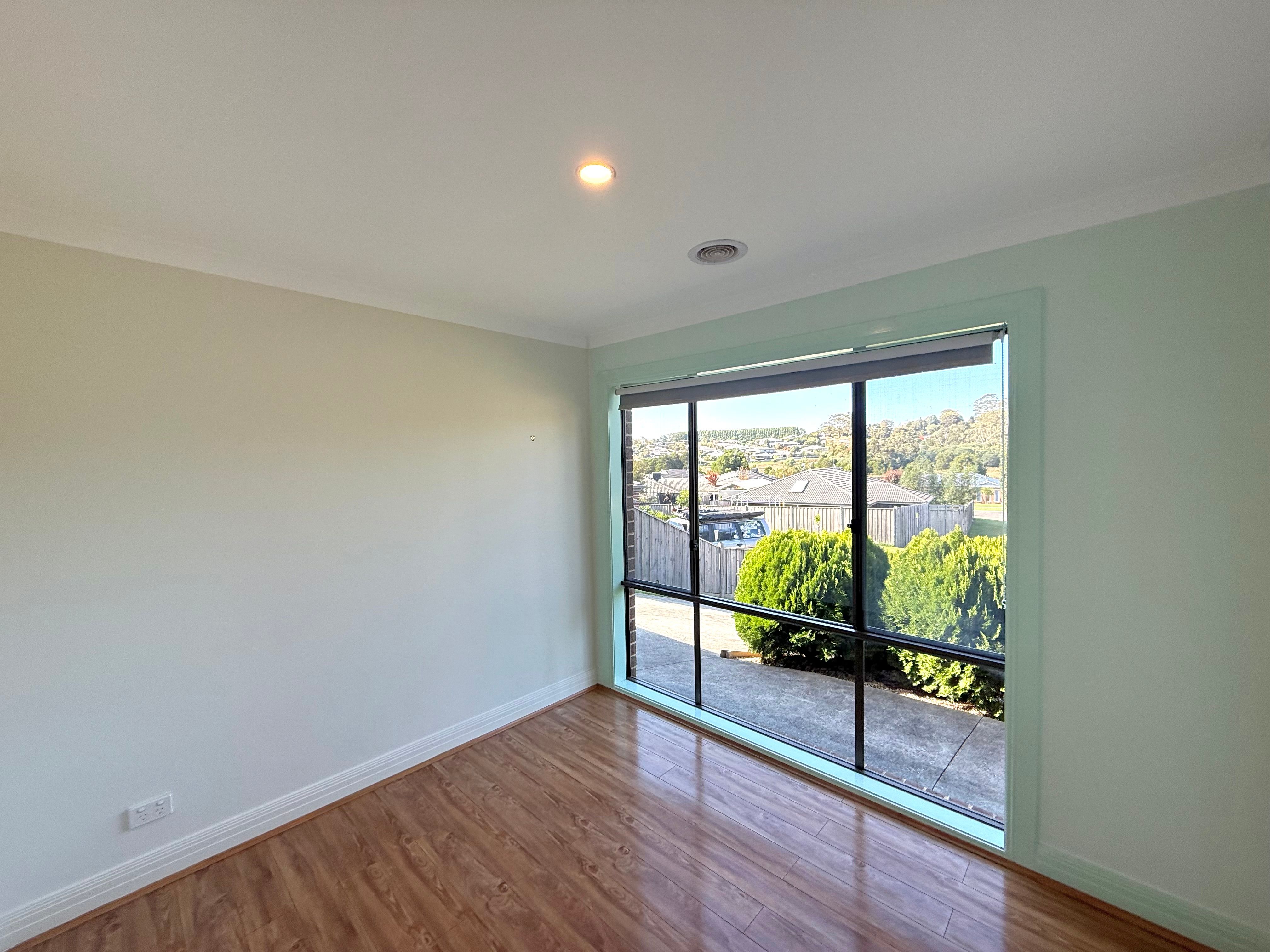 4 Luke Court — photo 3 of 17