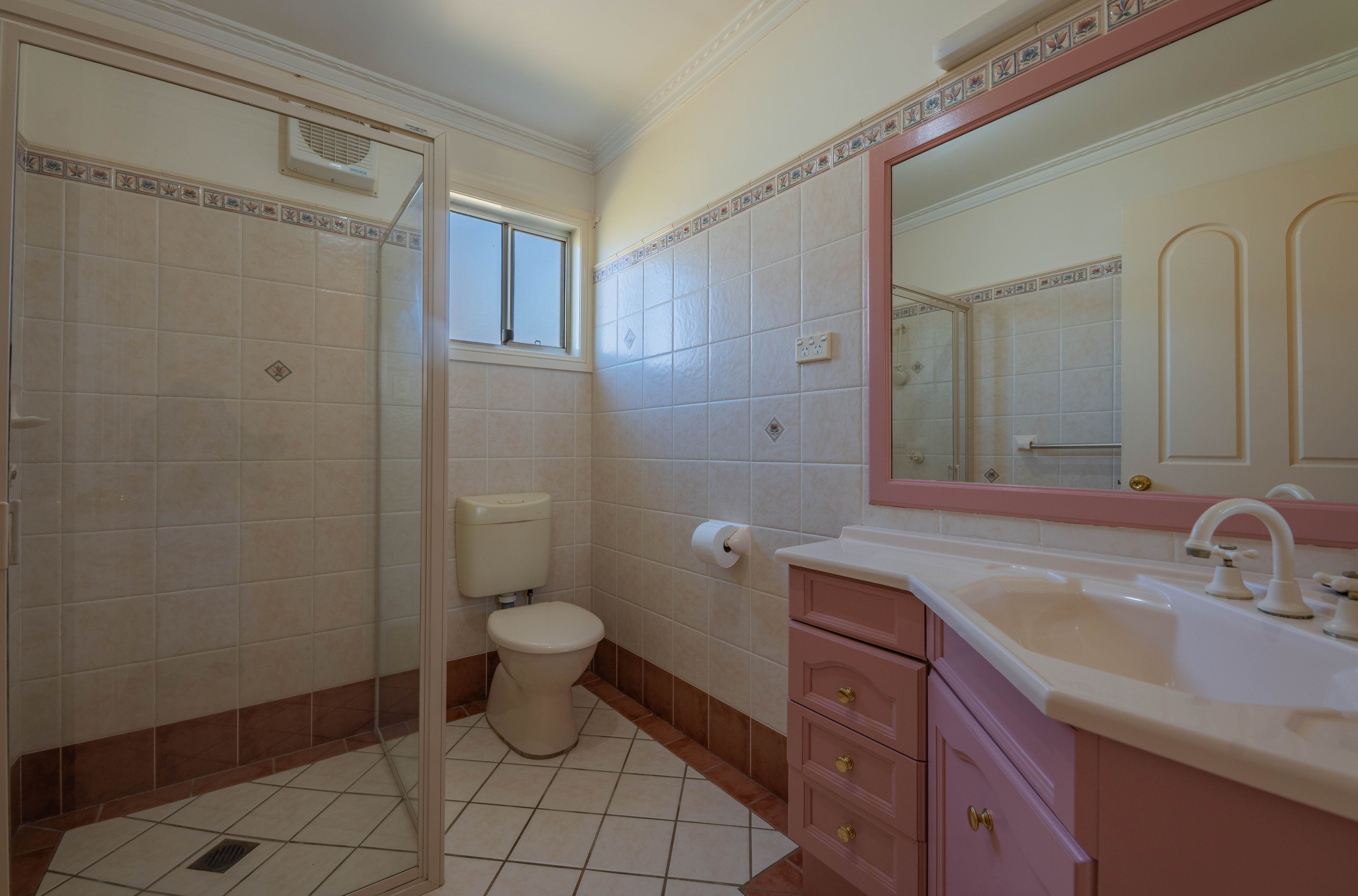18 Innes Street — photo 8 of 21
