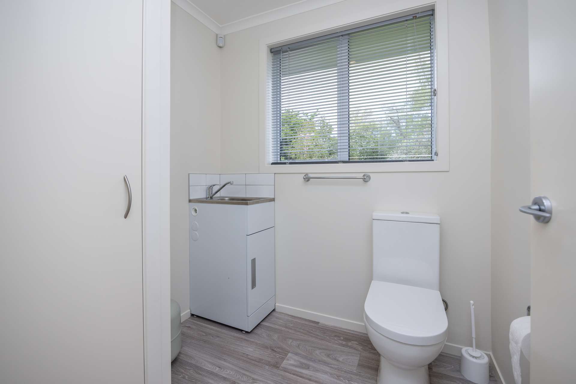 8 Chisholm Street photo 10