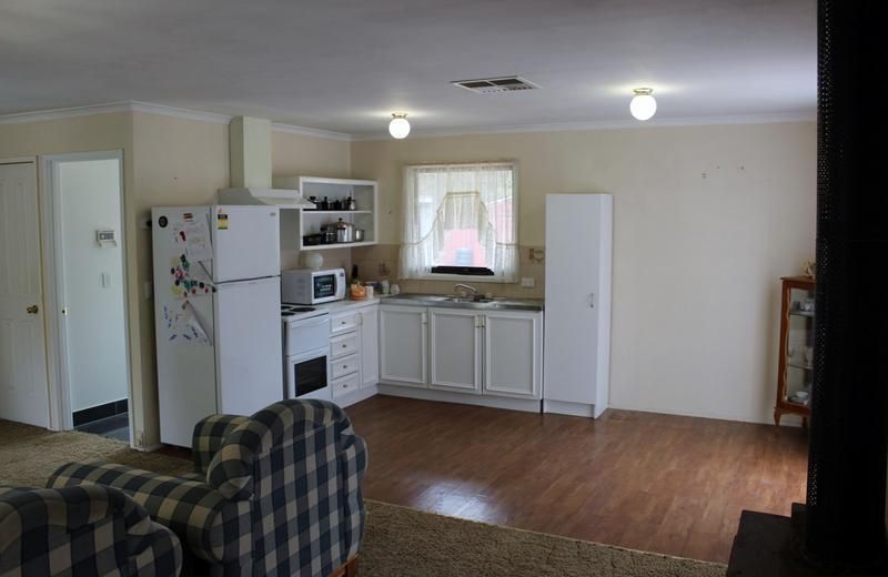 21 osullivans road, huntly, vic 3551 - house for rent