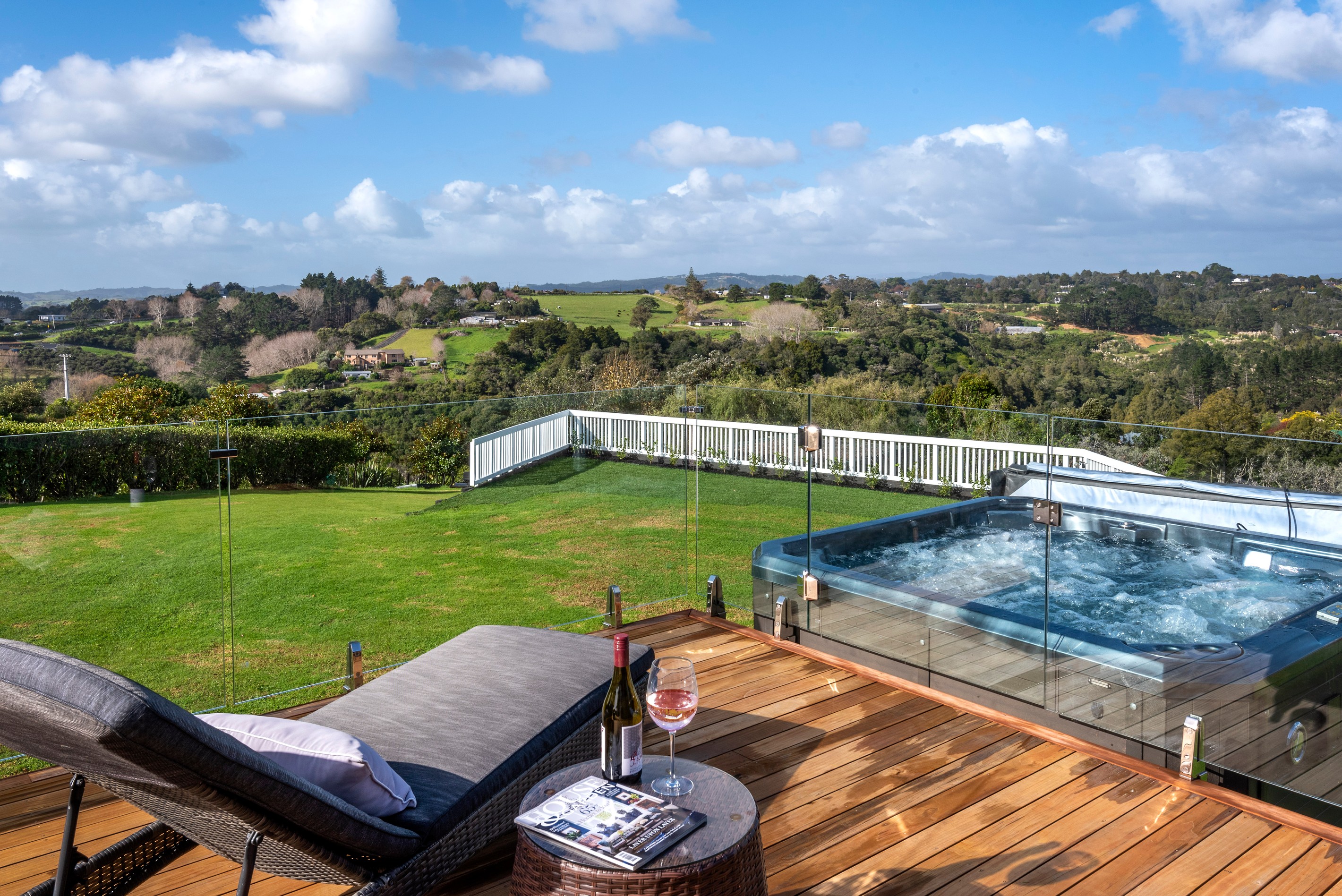 239 Point View Drive, East Tamaki Heights, Manukau City